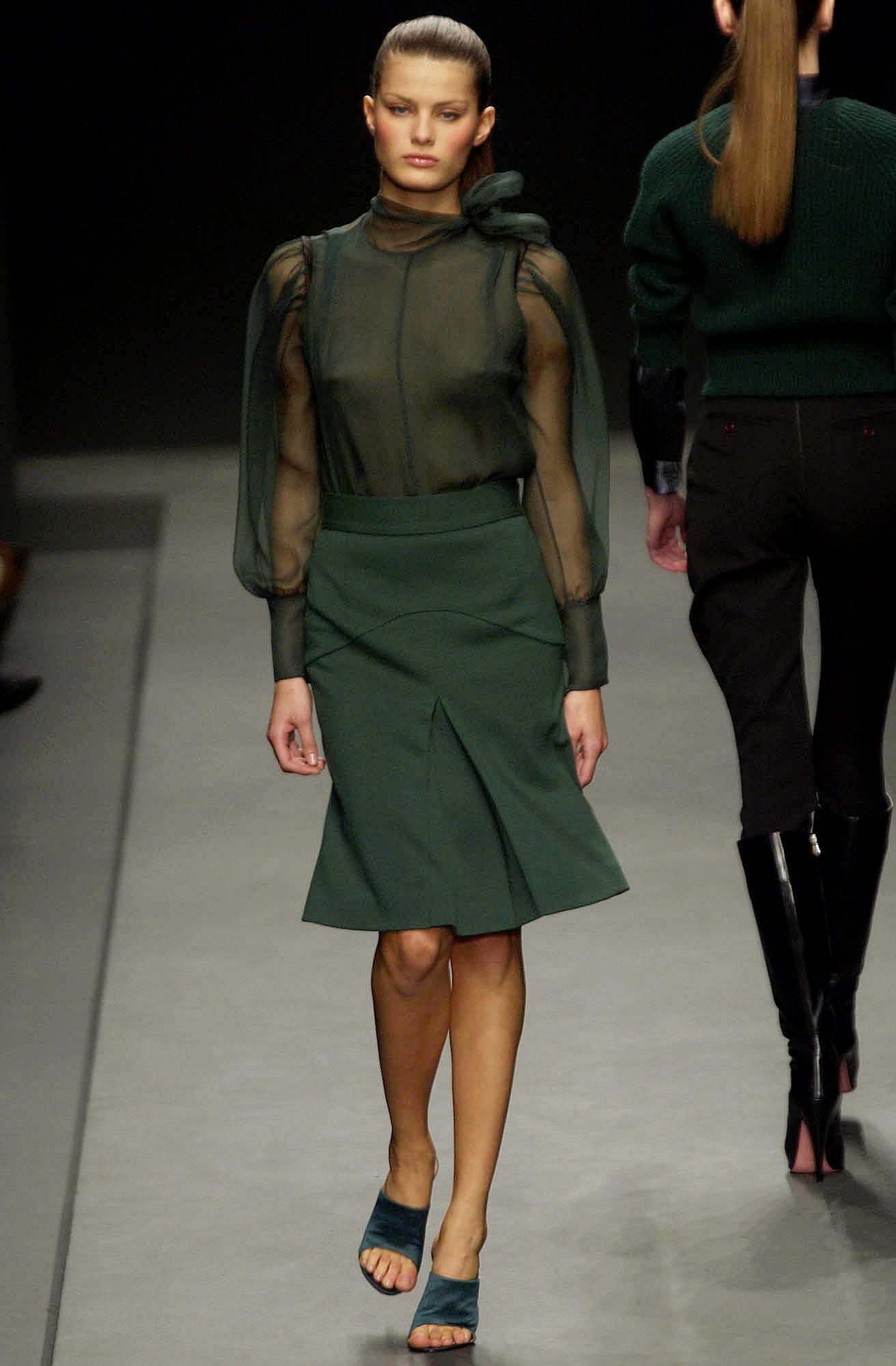 Prada F/W 02 Look 22