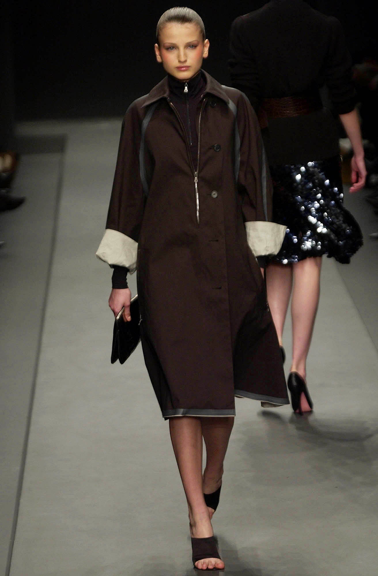 Prada F/W 02 Look 27