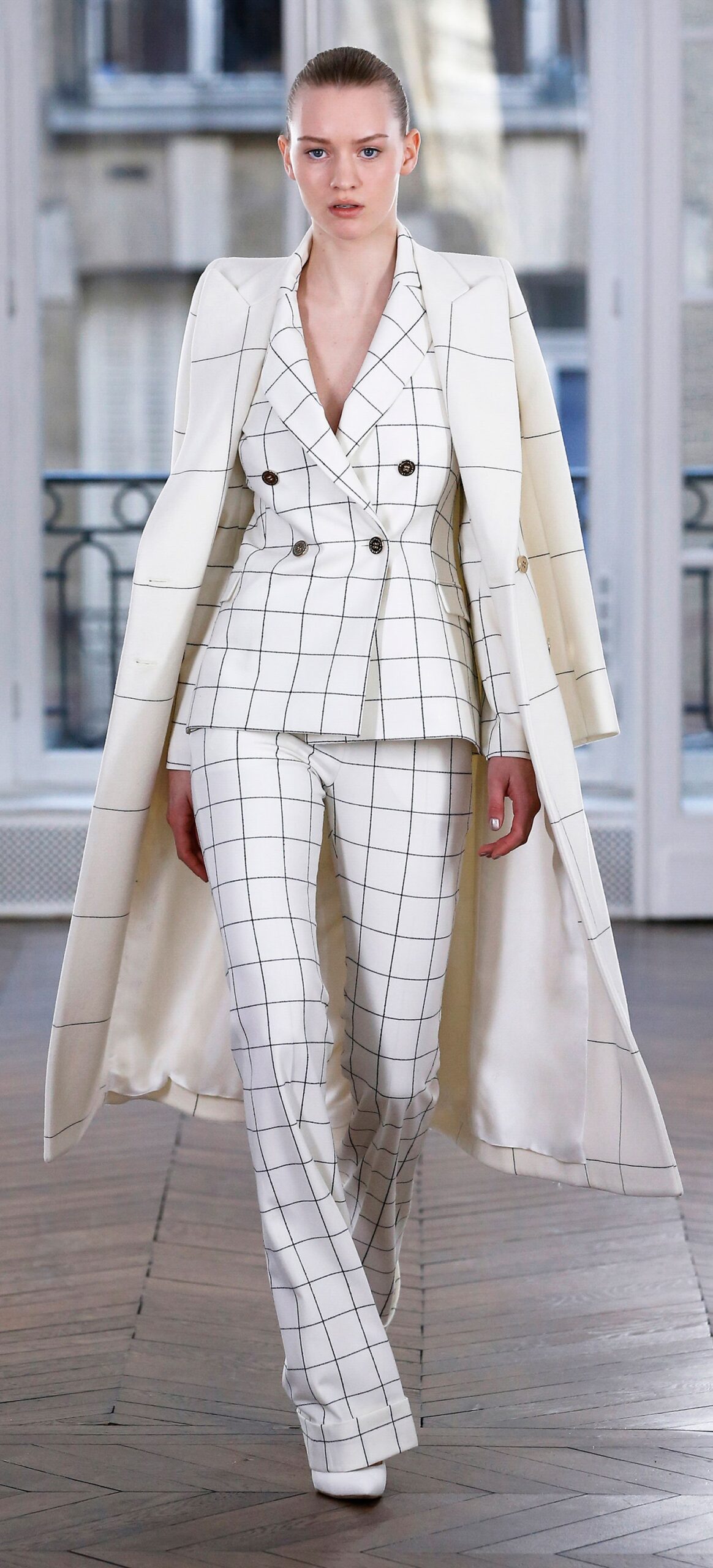 Ralph & Russo F/W 18 Look 3