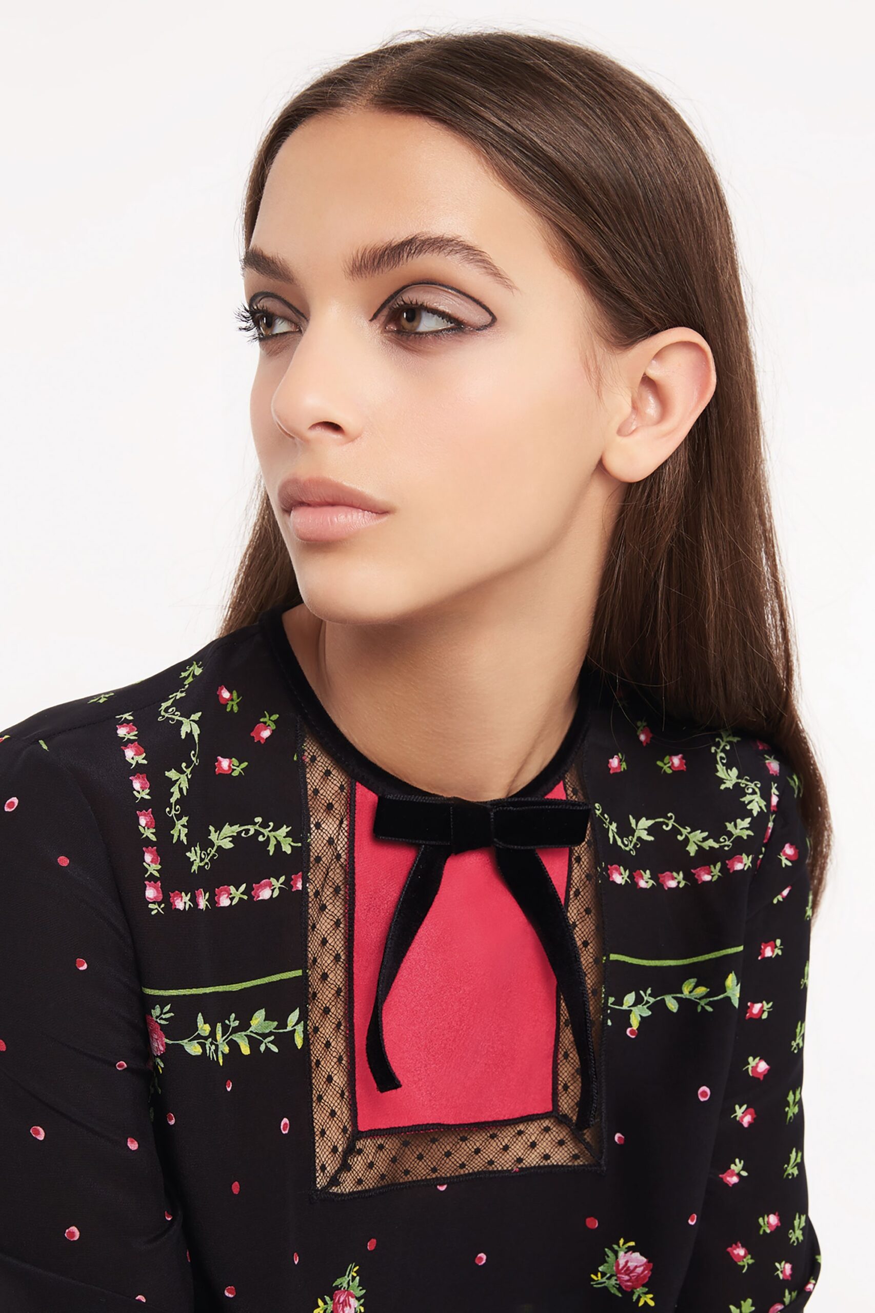 Red Valentino F/W 18 Look 3