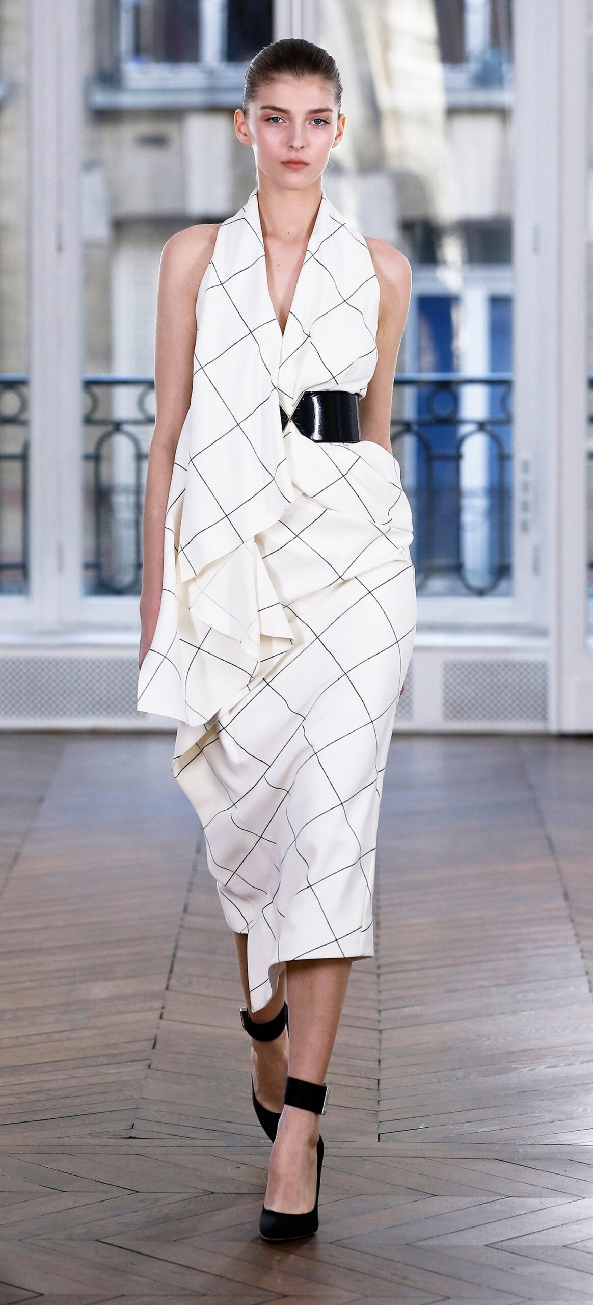 Ralph & Russo F/W 18 Look 4