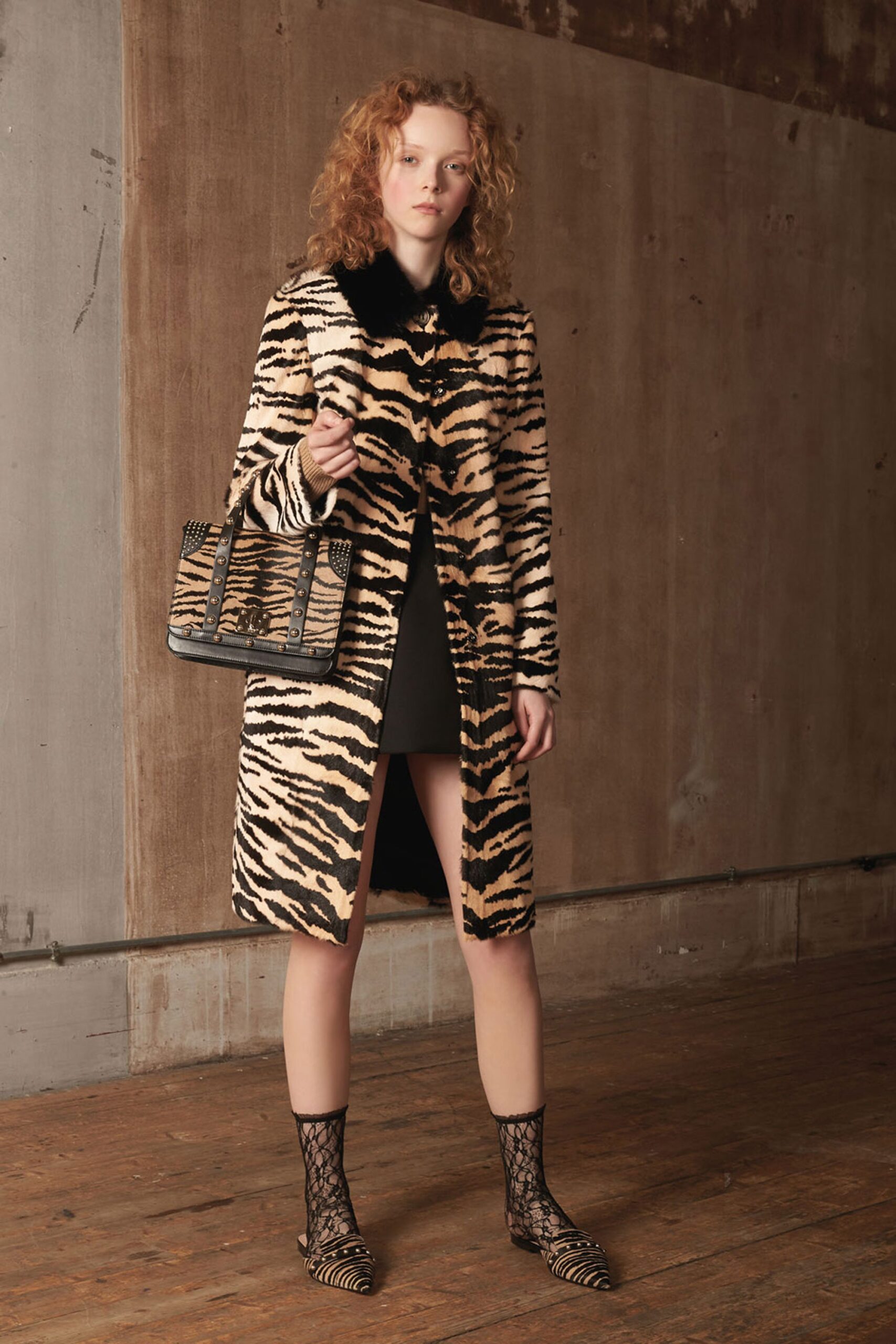 Red Valentino F/W 18 Look 8