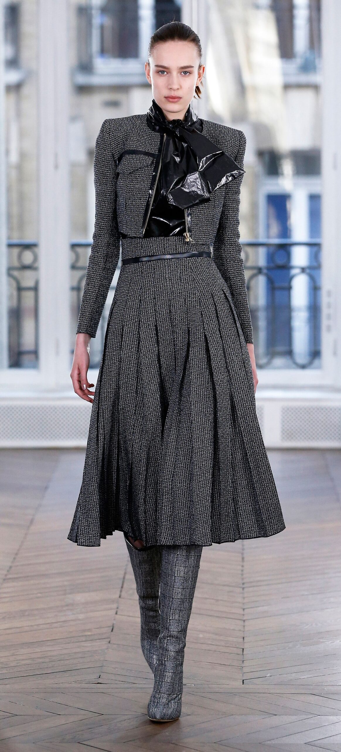 Ralph & Russo F/W 18 Look 8