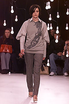 Preen by Thornton Bregazzi F/W 01 Look 4