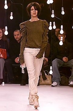 Preen by Thornton Bregazzi F/W 01 Look 17