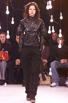 Preen by Thornton Bregazzi F/W 01 Look 32