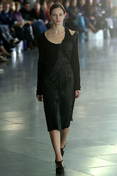 Preen by Thornton Bregazzi F/W 04 Look 18