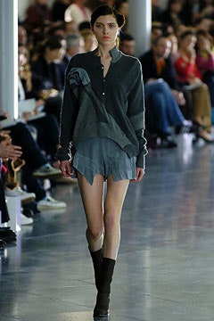 Preen by Thornton Bregazzi F/W 04 Look 25