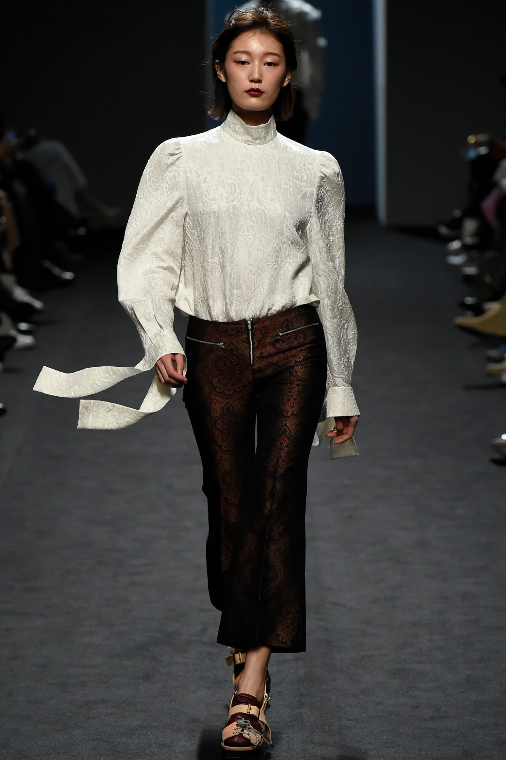 Pushbutton Seoul F/W 16 Look 20