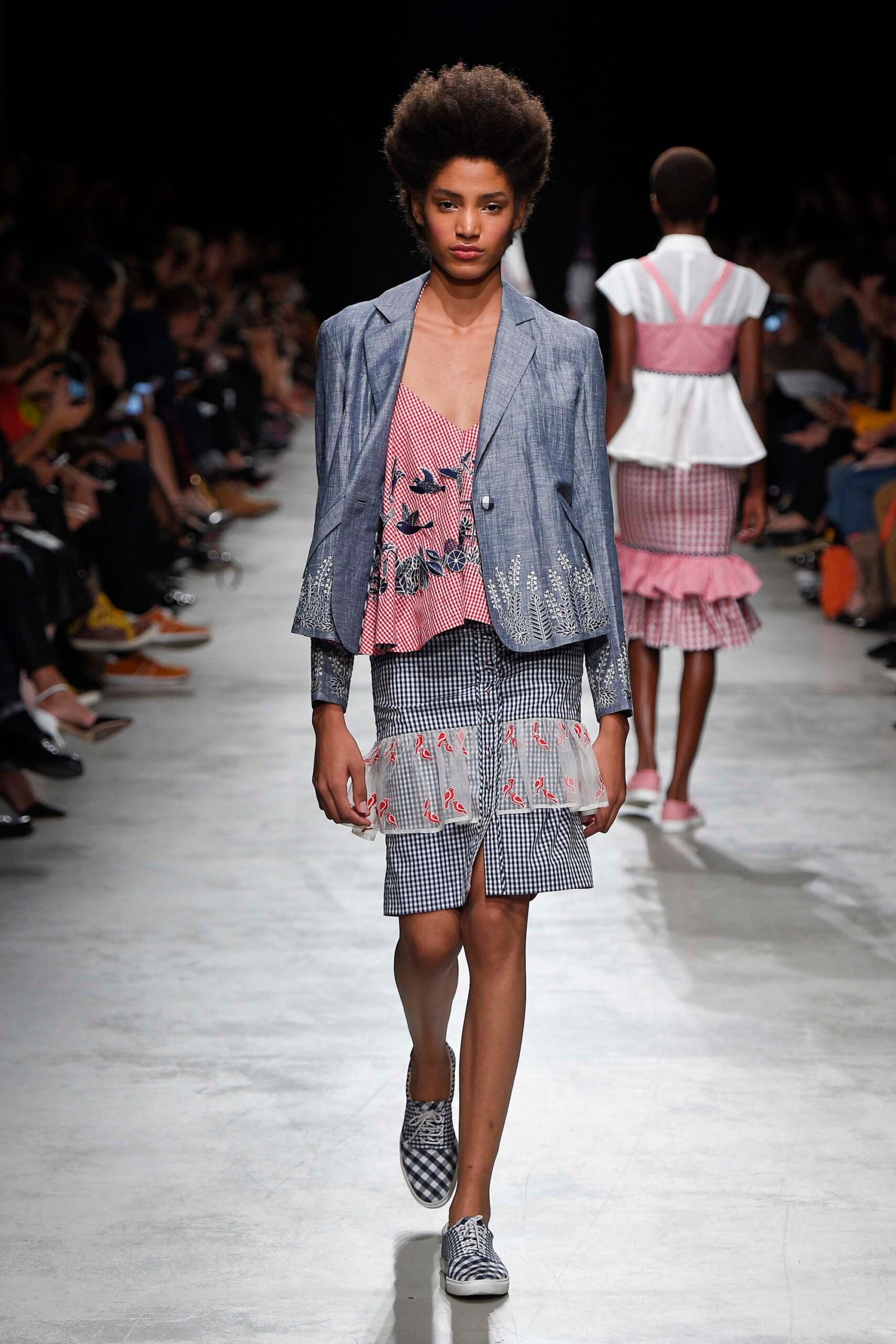 Rahul Mishra S/S 17 Look 17