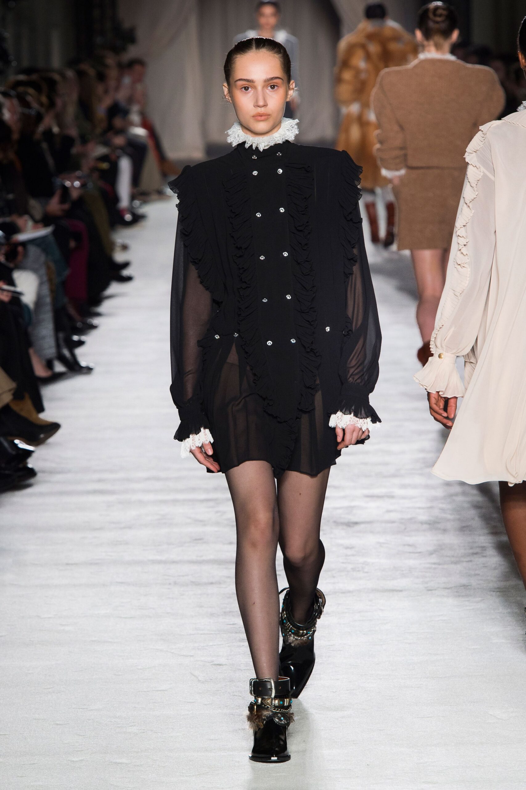 Philosophy di Lorenzo Serafini F/W 18 Look 19