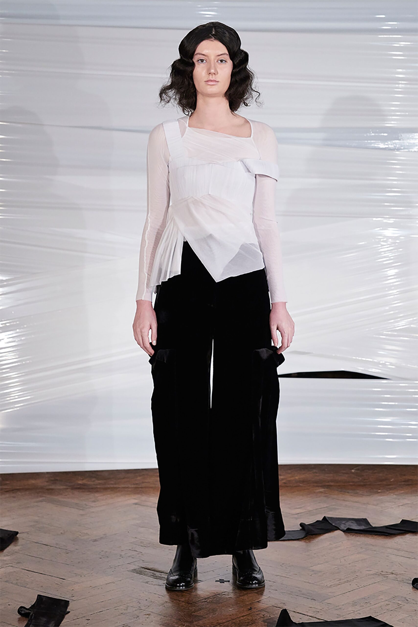 Phoebe English F/W 18 Look 7