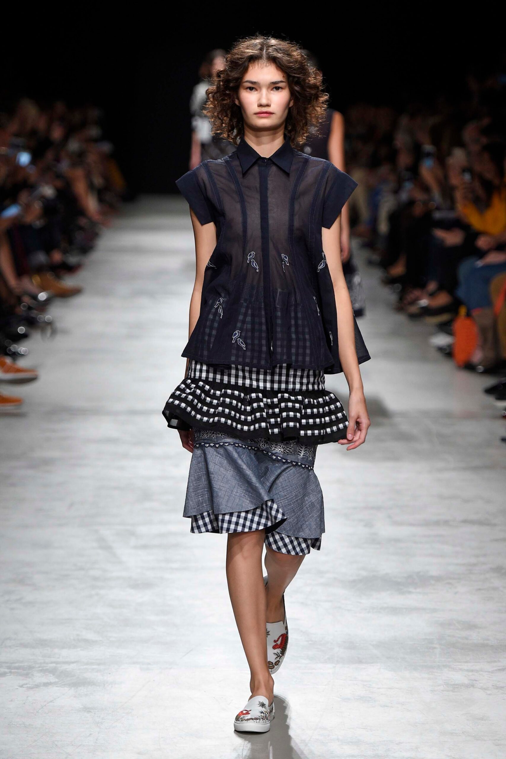 Rahul Mishra S/S 17 Look 20