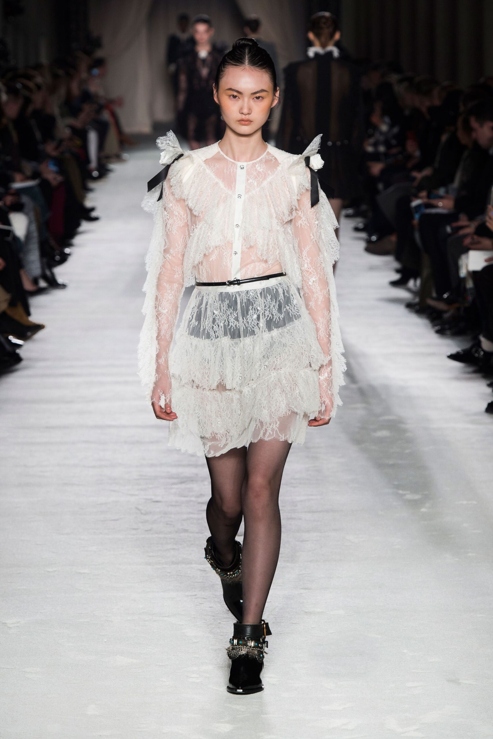 Philosophy di Lorenzo Serafini F/W 18 Look 24