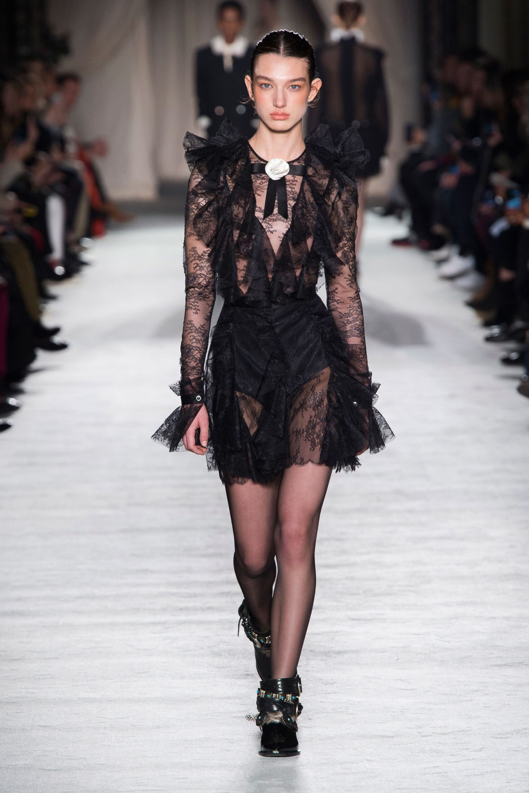 Philosophy di Lorenzo Serafini F/W 18 Look 25