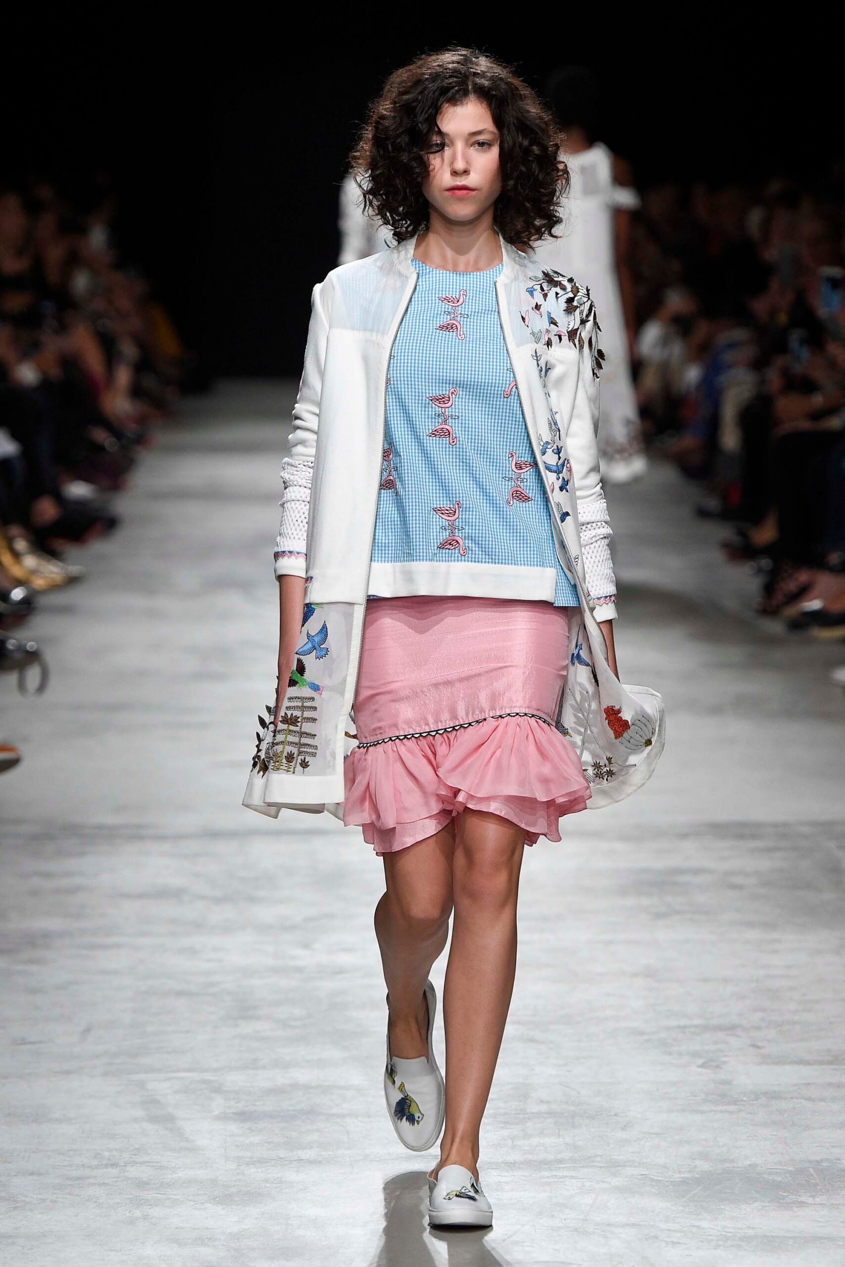 Rahul Mishra S/S 17 Look 26