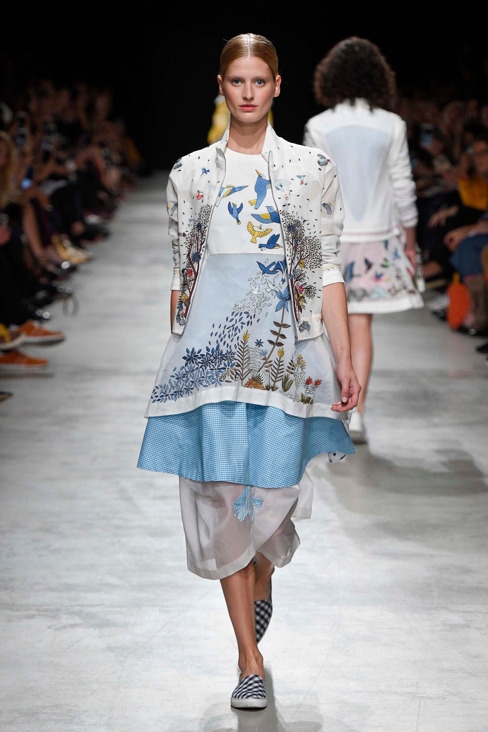 Rahul Mishra S/S 17 Look 27