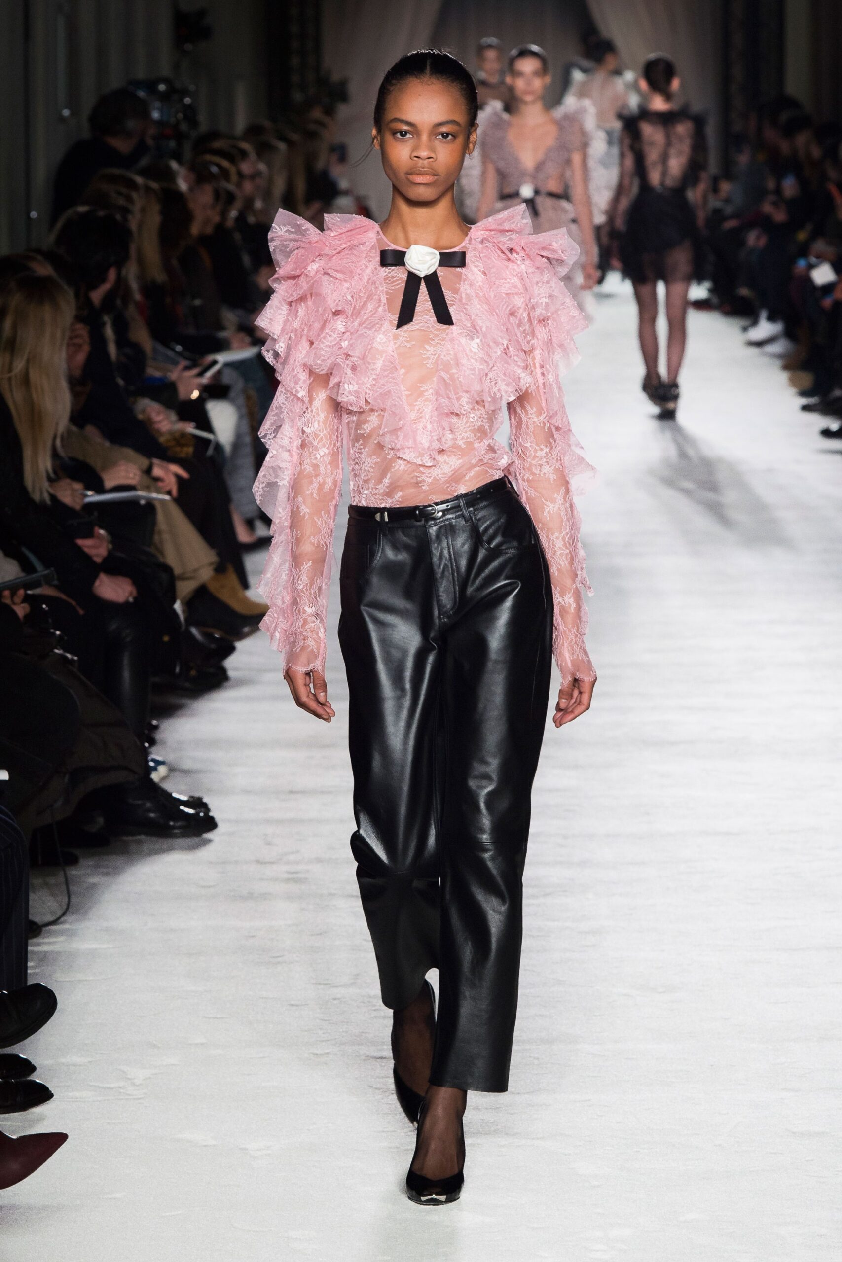 Philosophy di Lorenzo Serafini F/W 18 Look 30