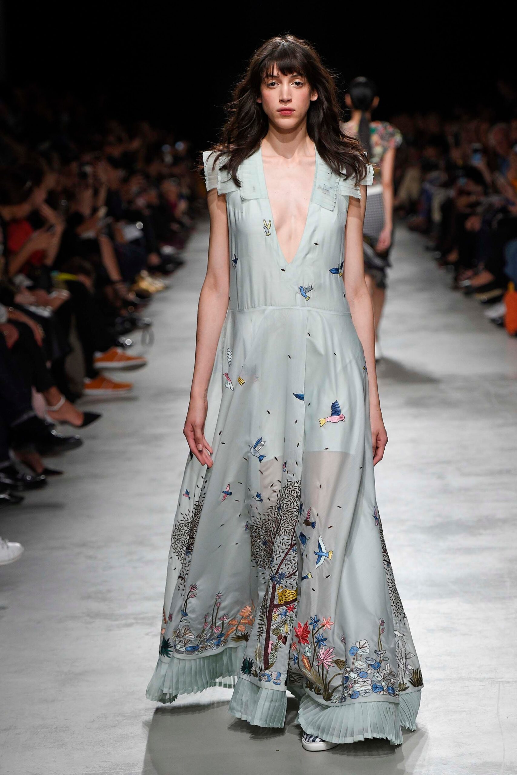 Rahul Mishra S/S 17 Look 31