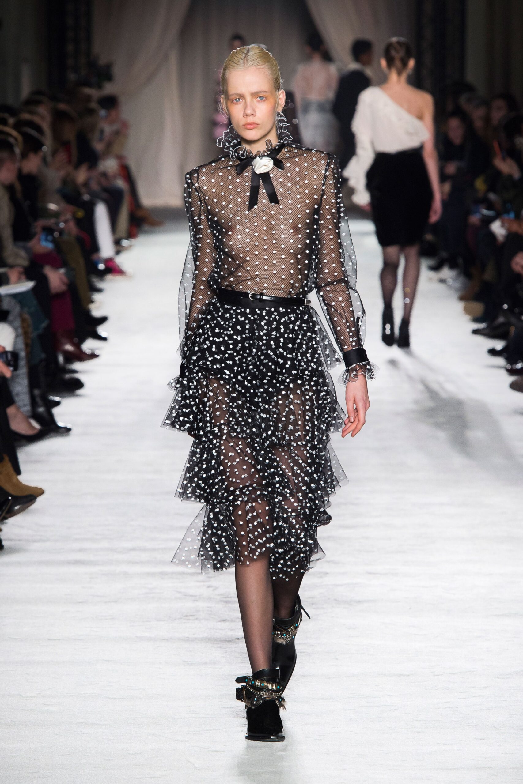 Philosophy di Lorenzo Serafini F/W 18 Look 33