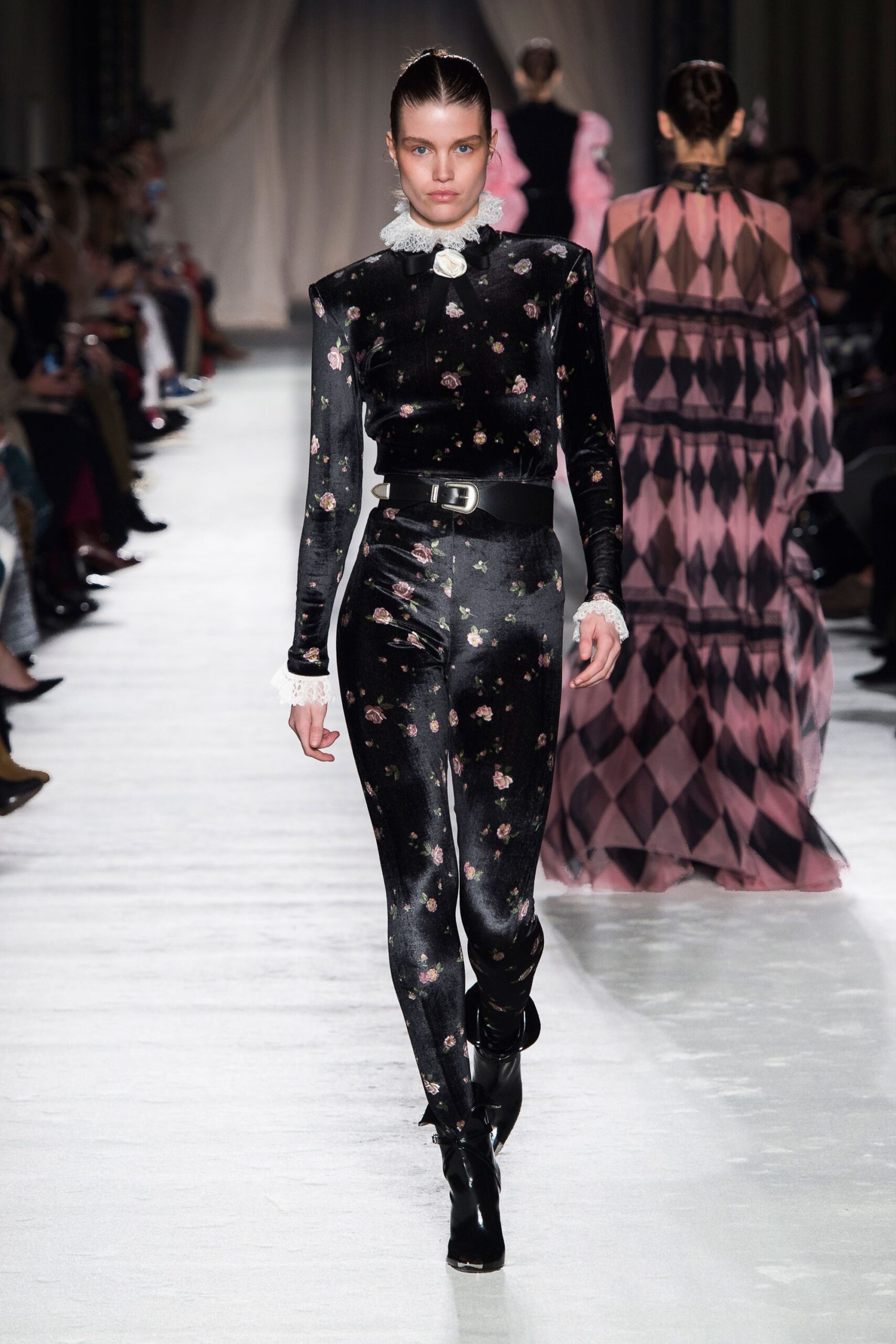 Philosophy di Lorenzo Serafini F/W 18 Look 45