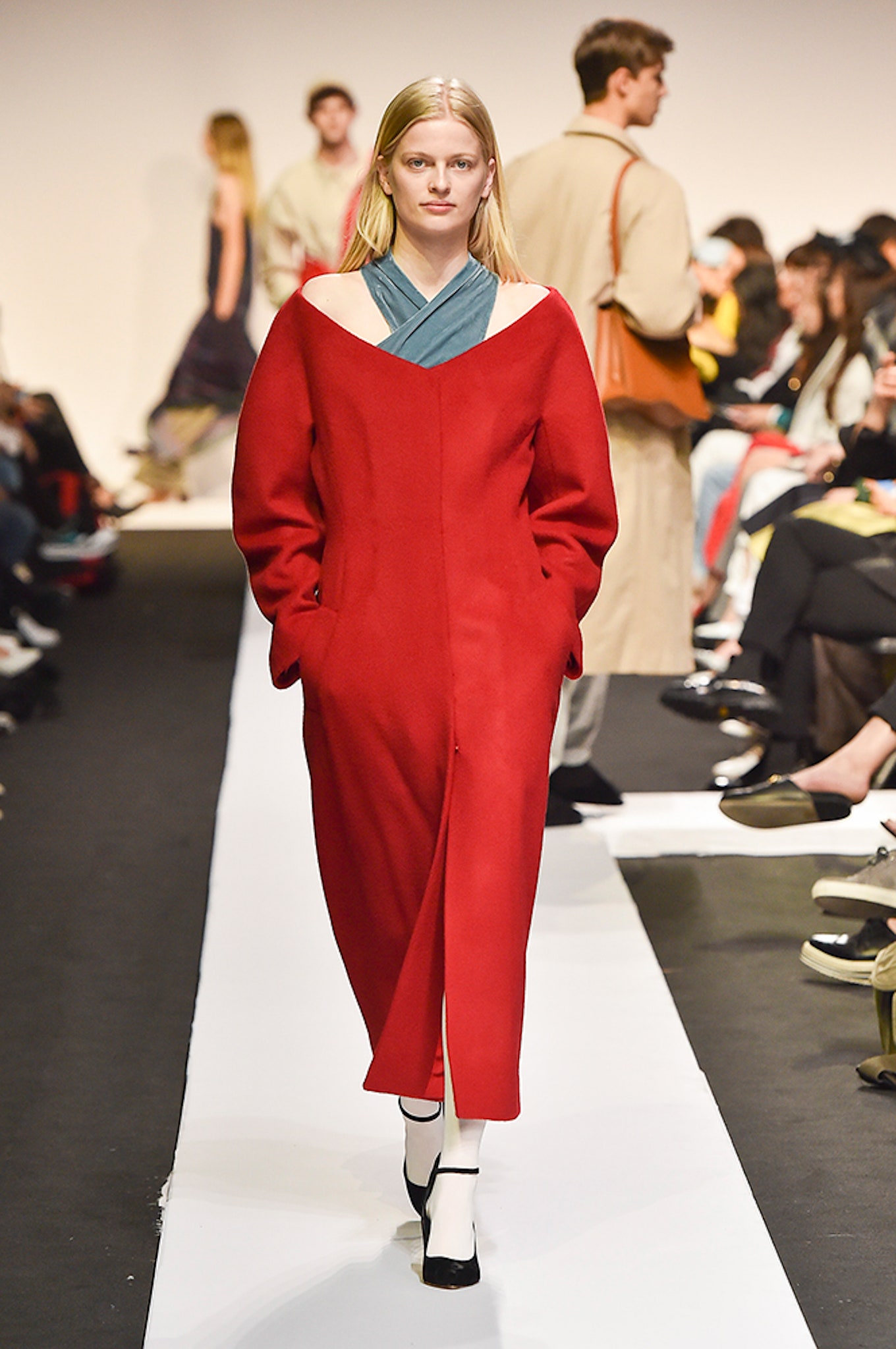 Pushbutton Seoul F/W 17 Look 13