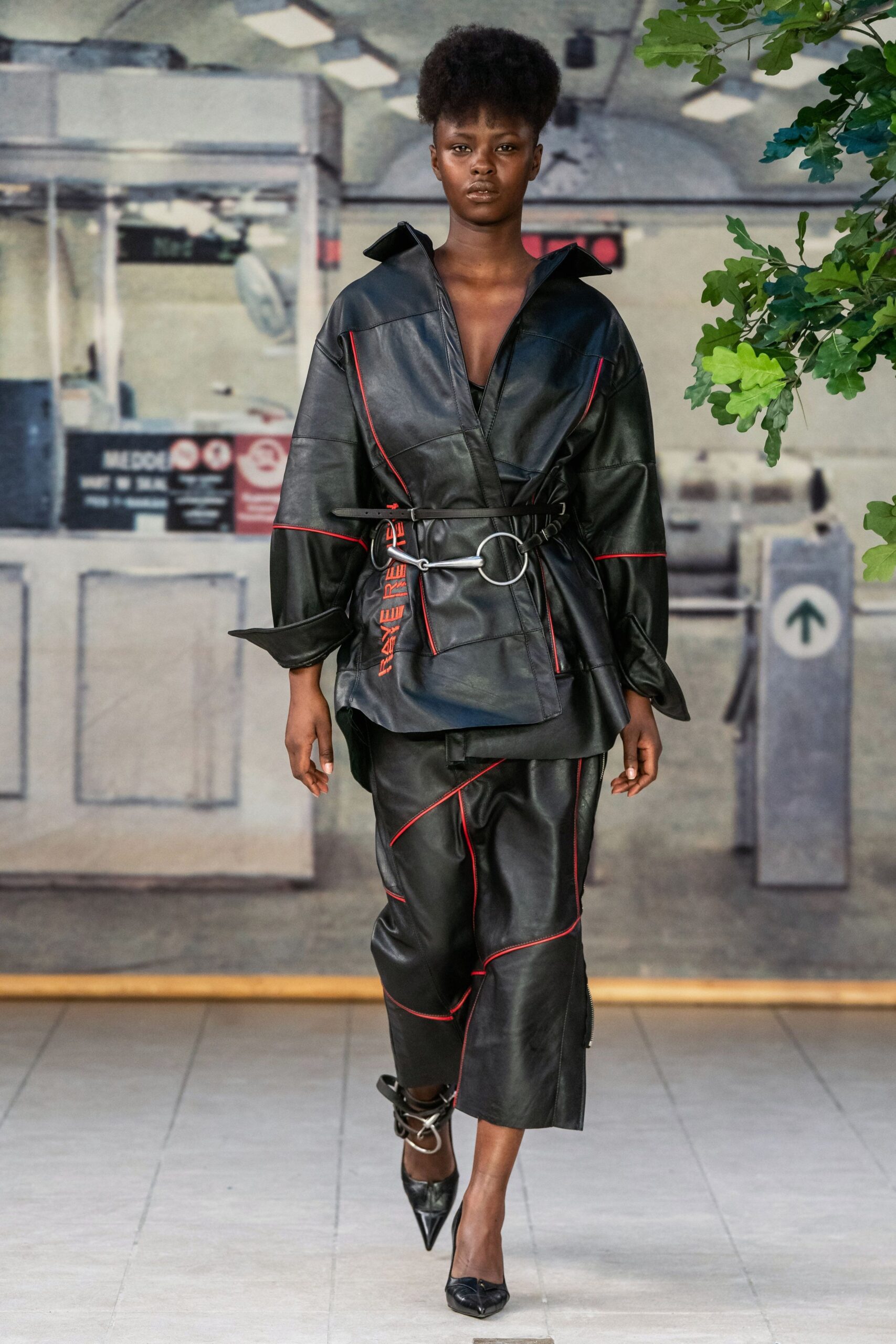 Rave Review Stockholm F/W 19 Look 9