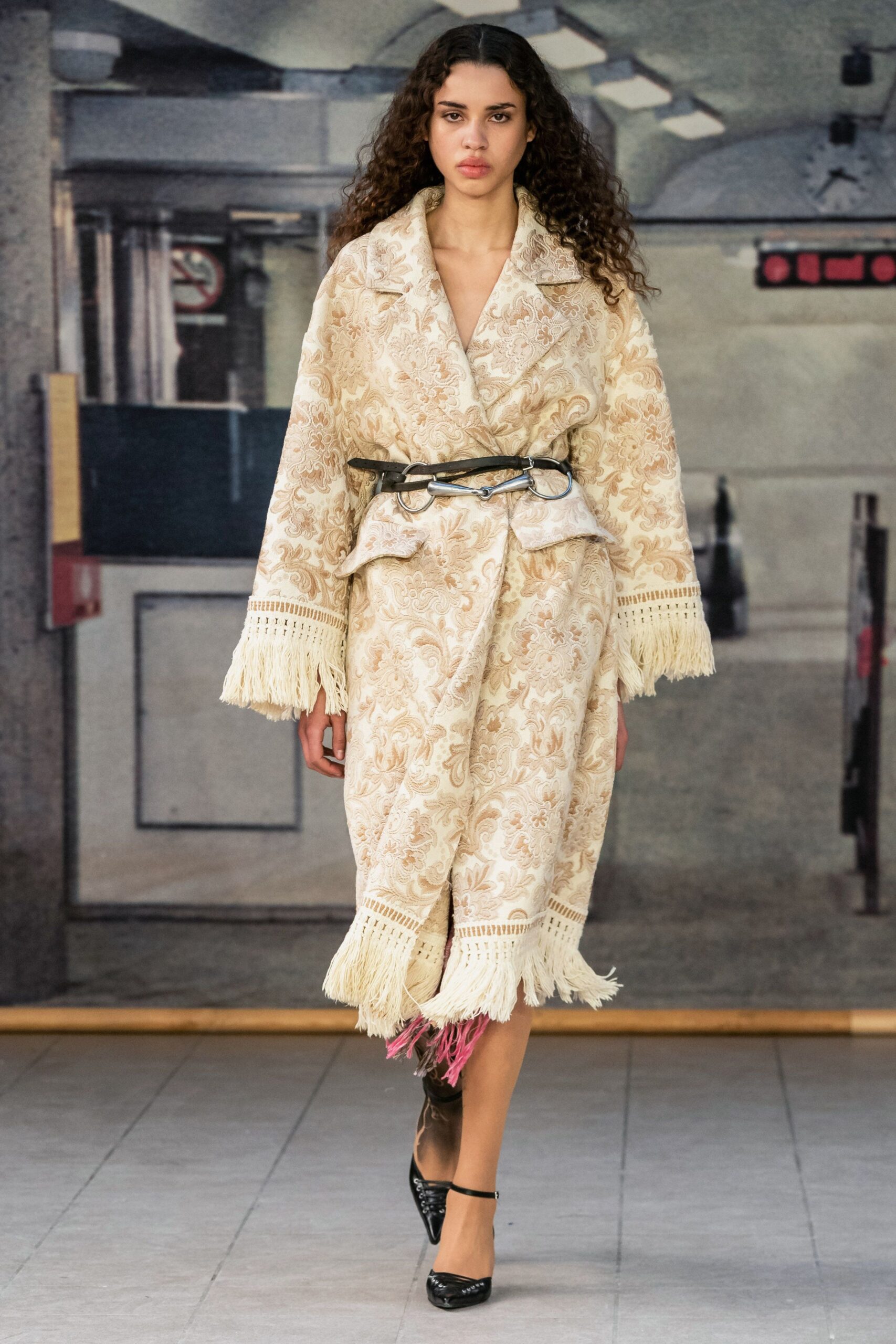 Rave Review Stockholm F/W 19 Look 16