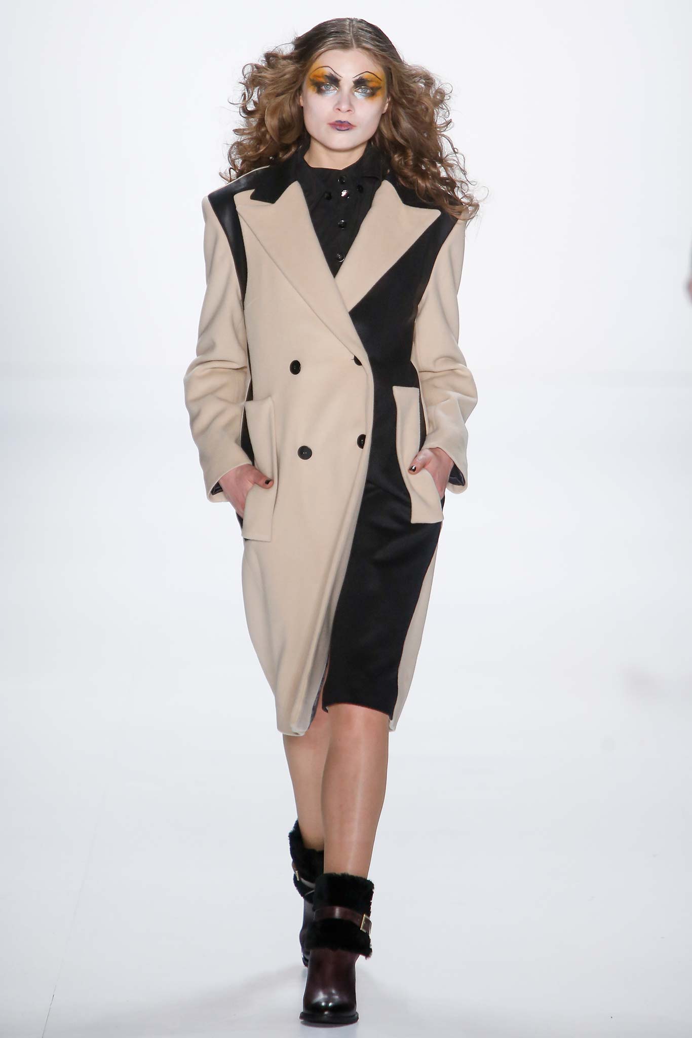 Rebekka Ruétz Berlin F/W 15 Look 19
