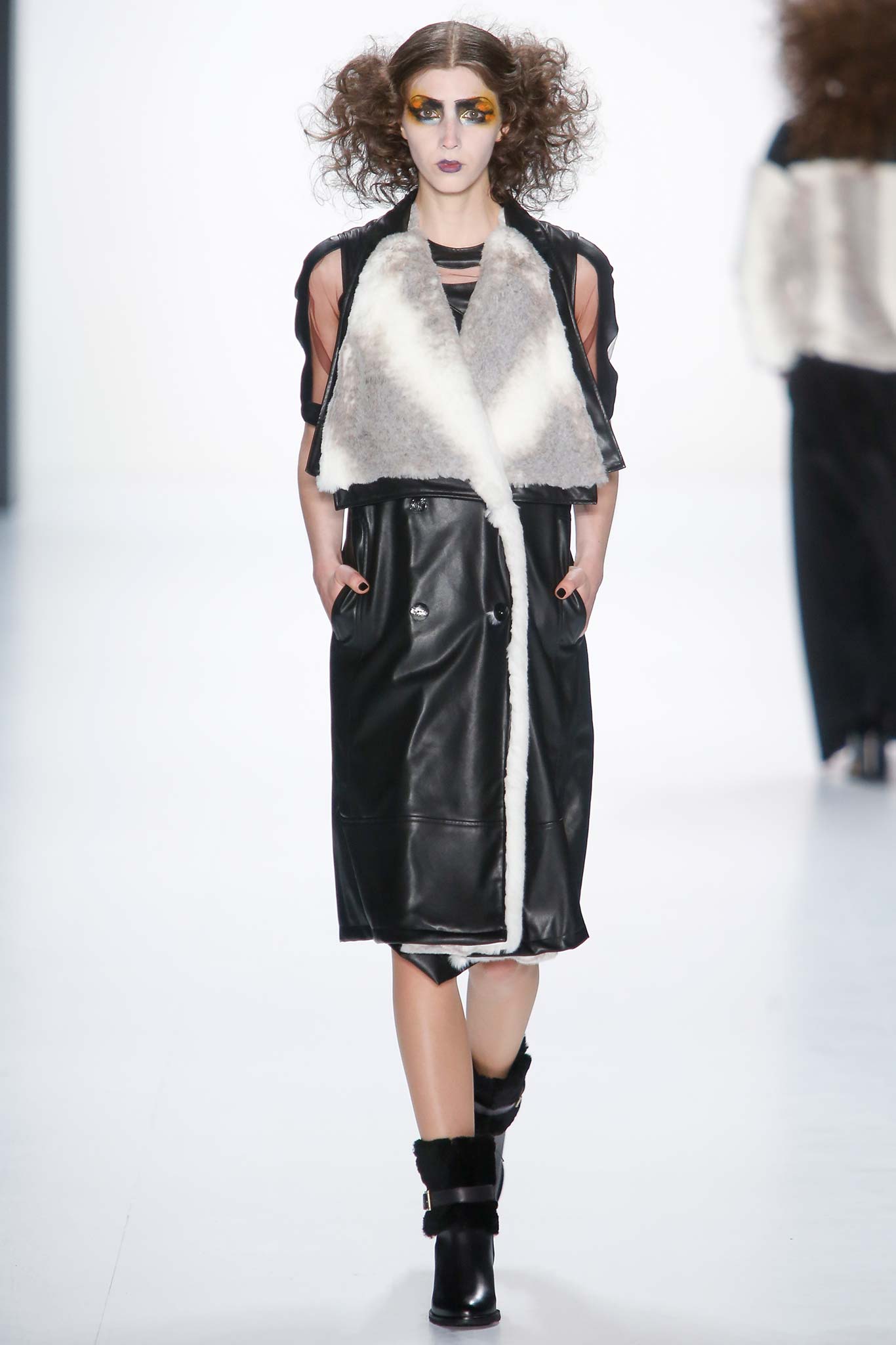 Rebekka Ruétz Berlin F/W 15 Look 21