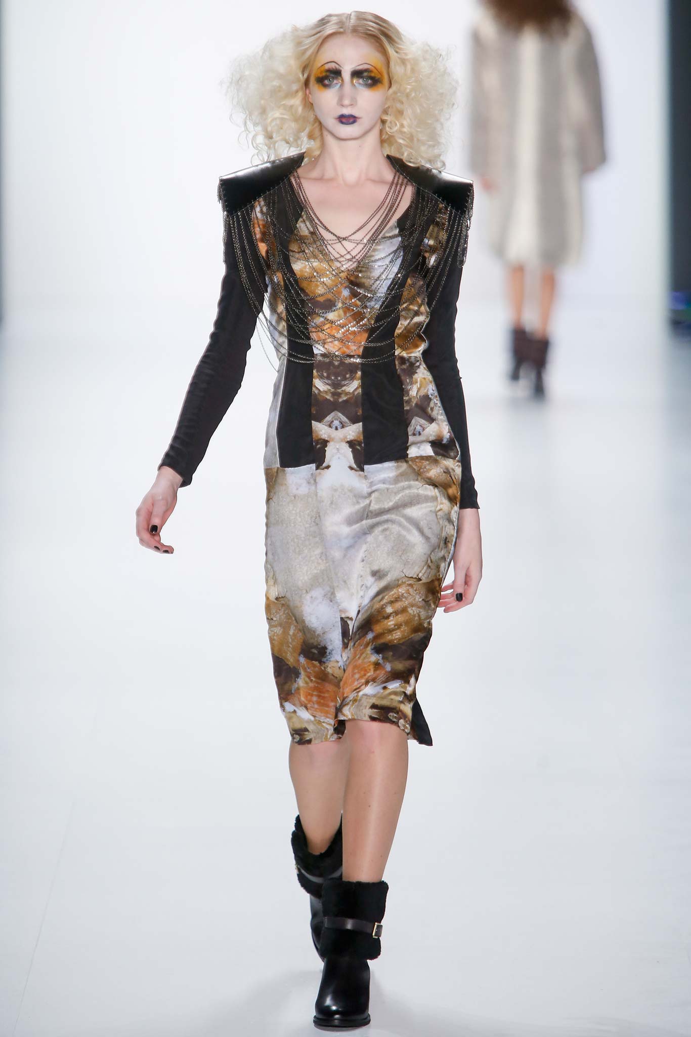 Rebekka Ruétz Berlin F/W 15 Look 25