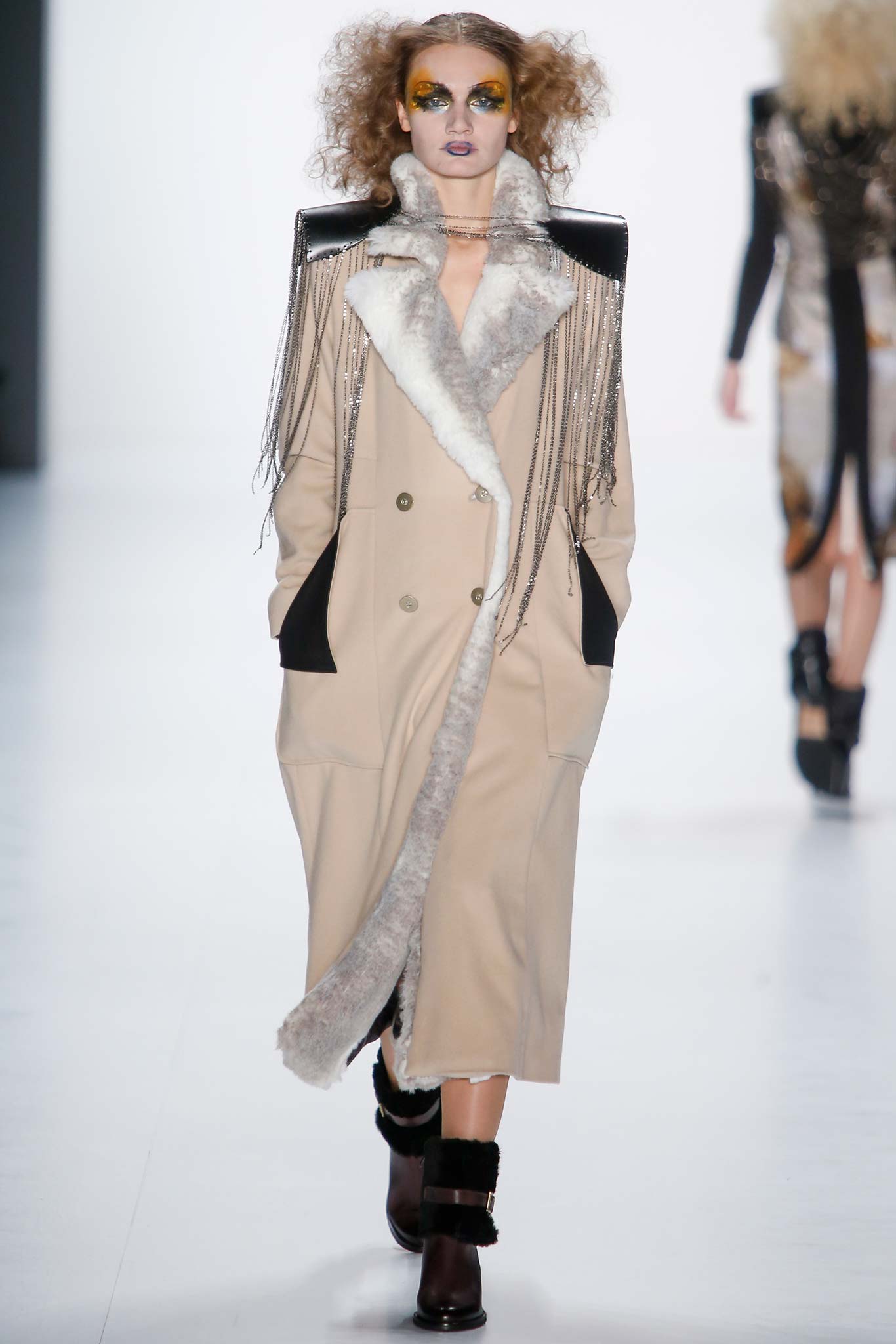 Rebekka Ruétz Berlin F/W 15 Look 26