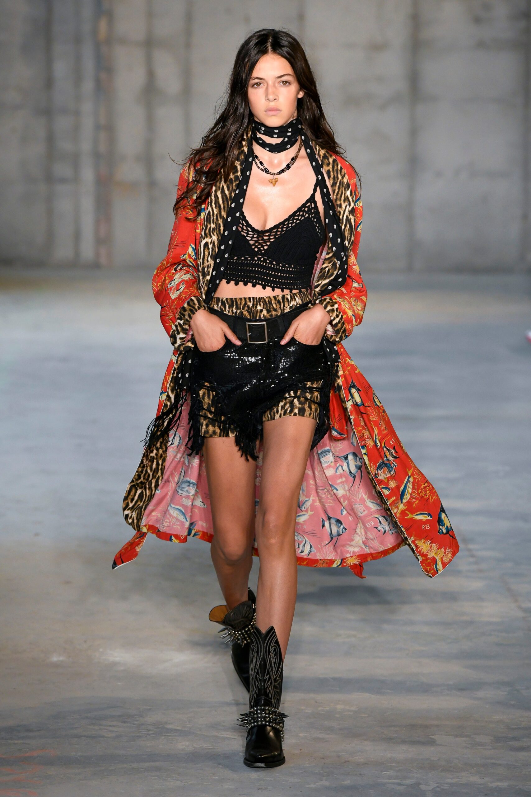 R13 S/S 19 Look 1