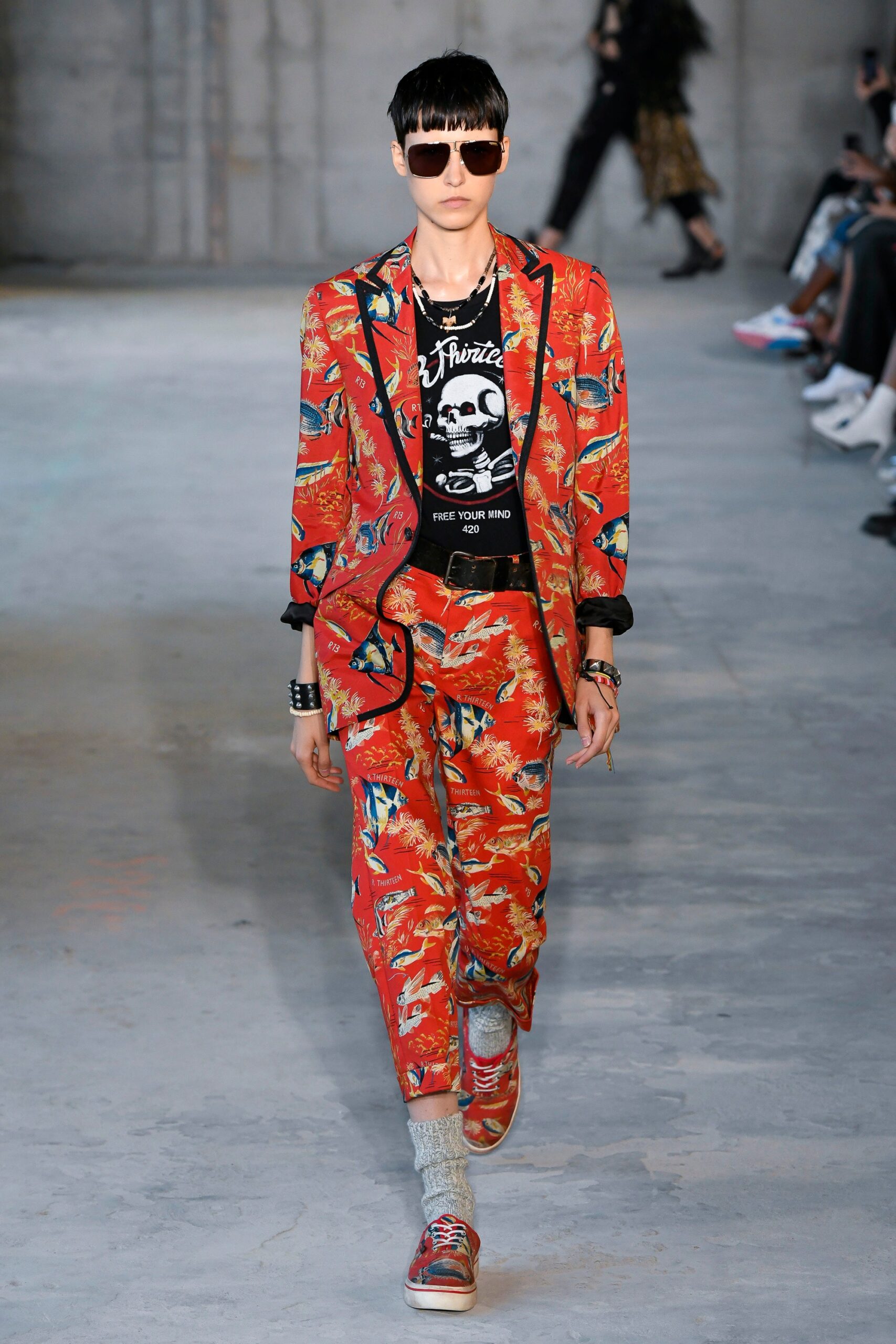 R13 S/S 19 Look 2