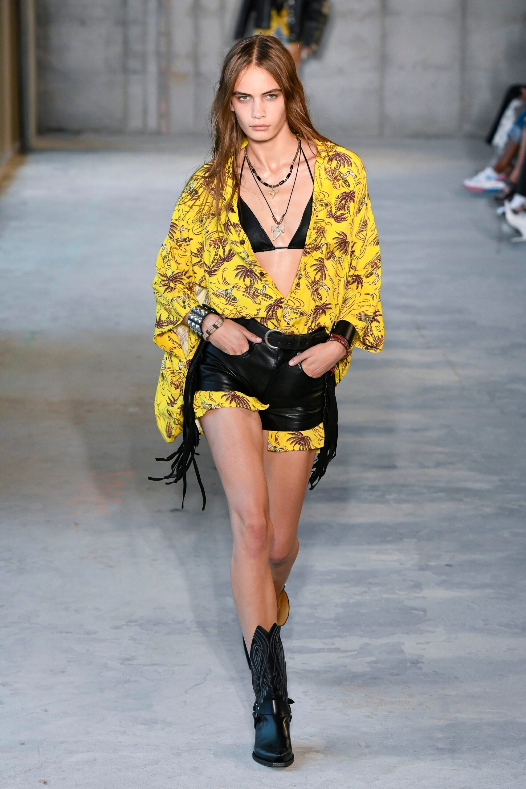 R13 S/S 19 Look 9