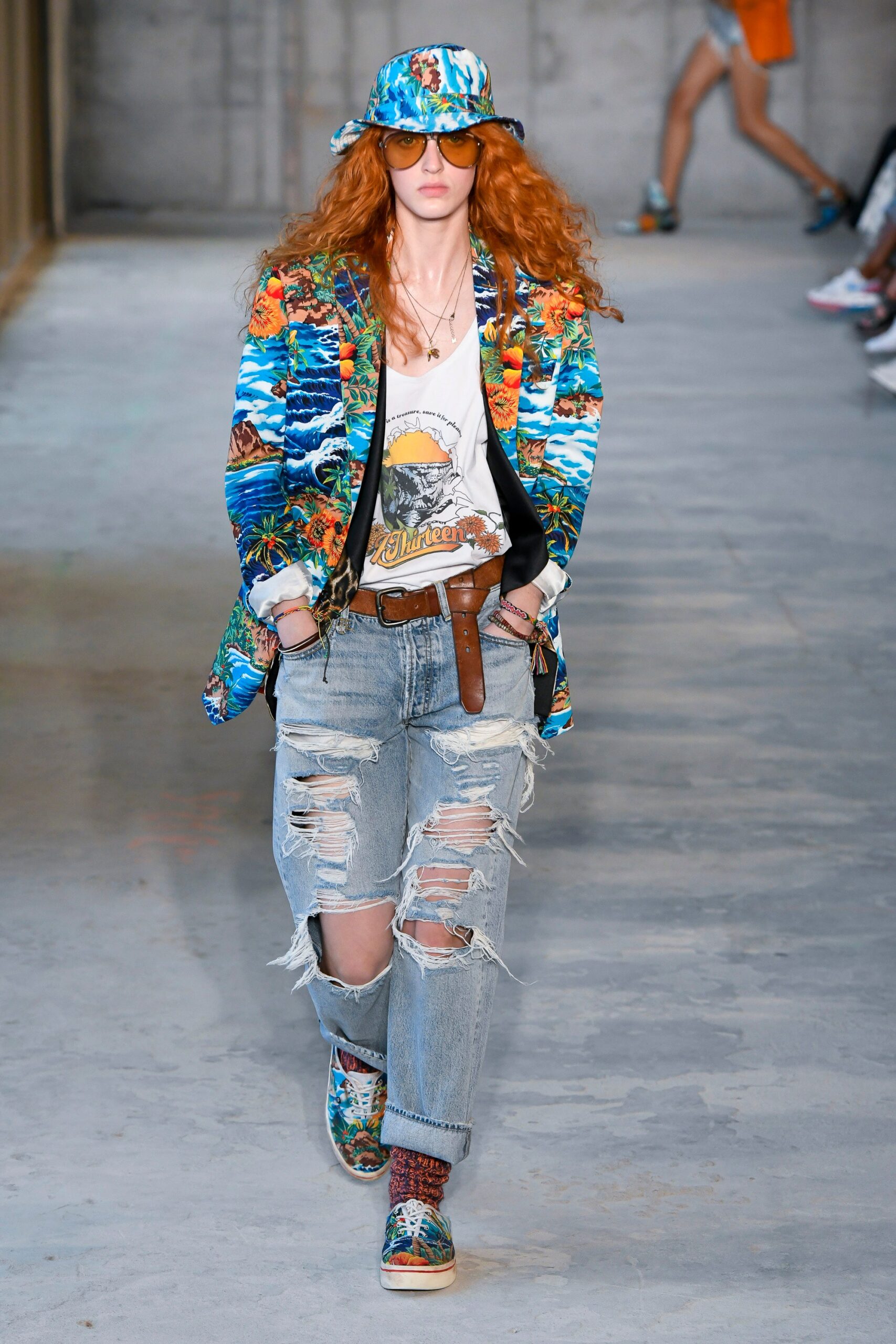 R13 S/S 19 Look 11