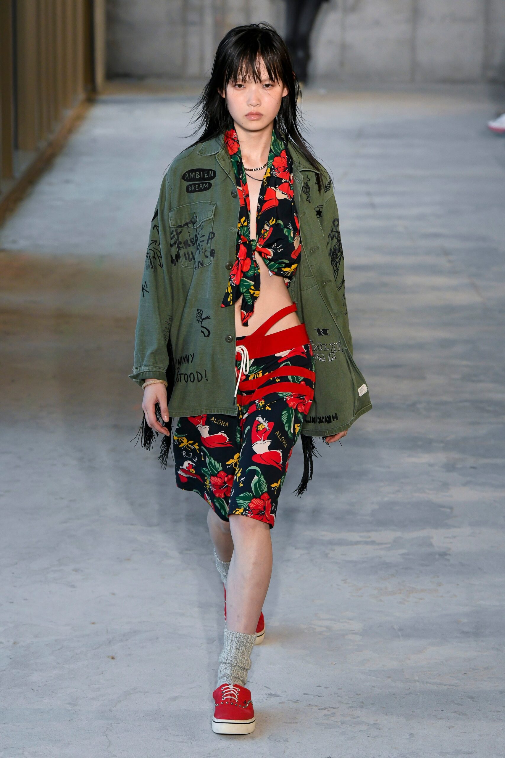 R13 S/S 19 Look 18