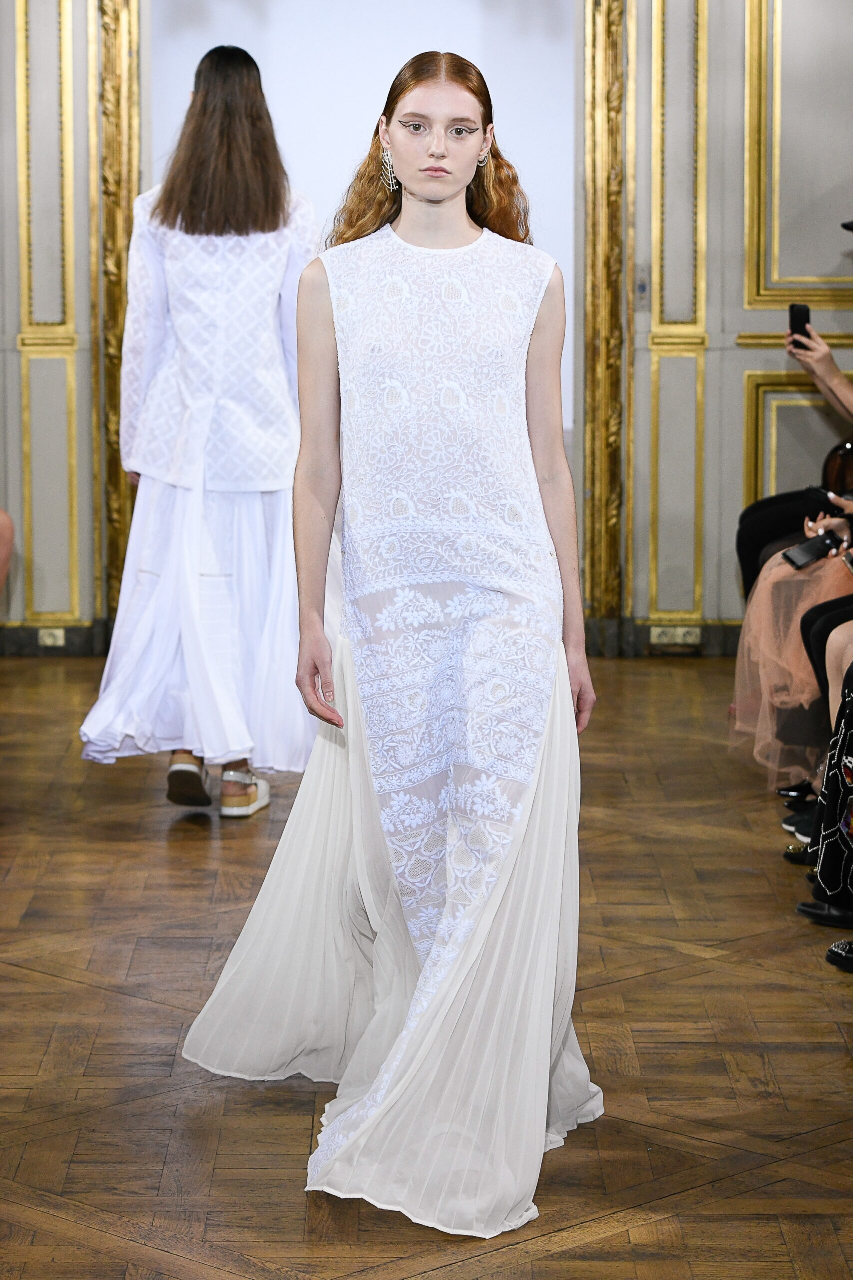 Rahul Mishra S/S 19 Look 6
