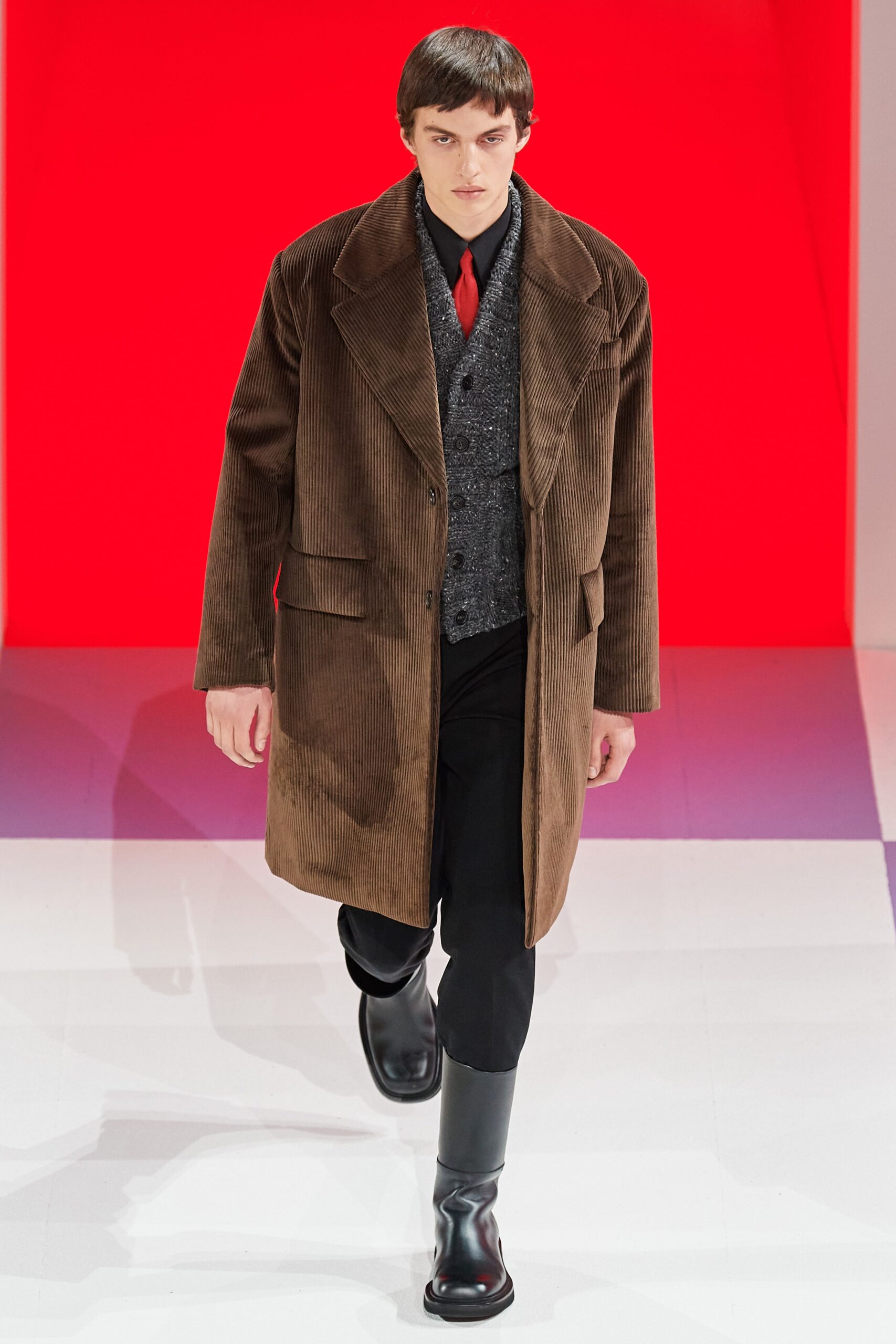 Prada F/W 20 Menswear Look 8