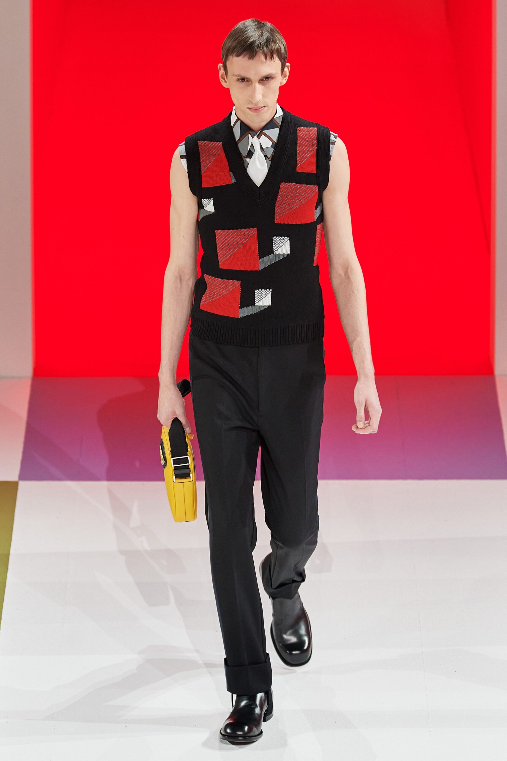 Prada F/W 20 Menswear Look 33
