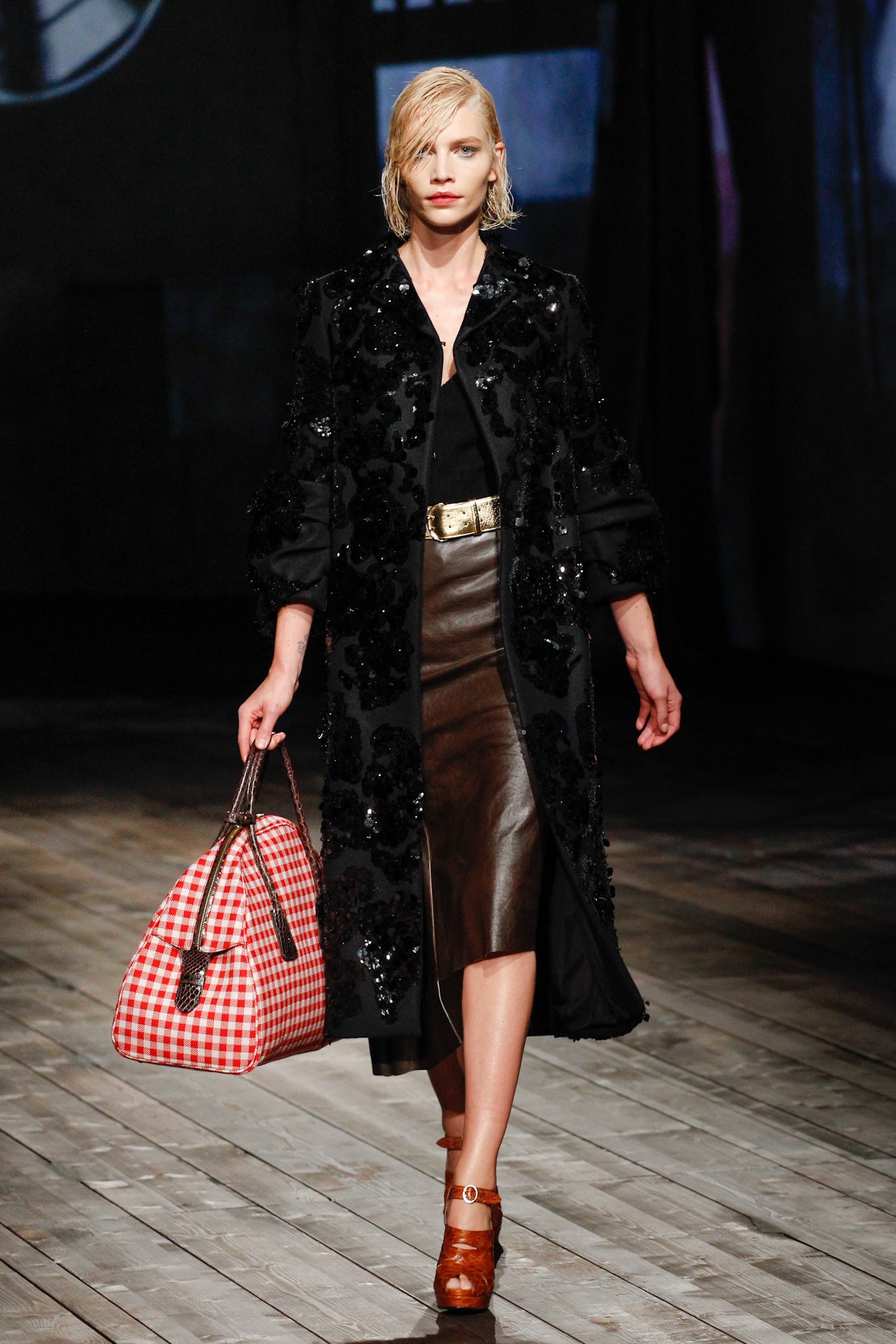 Prada F/W 13 Look 37