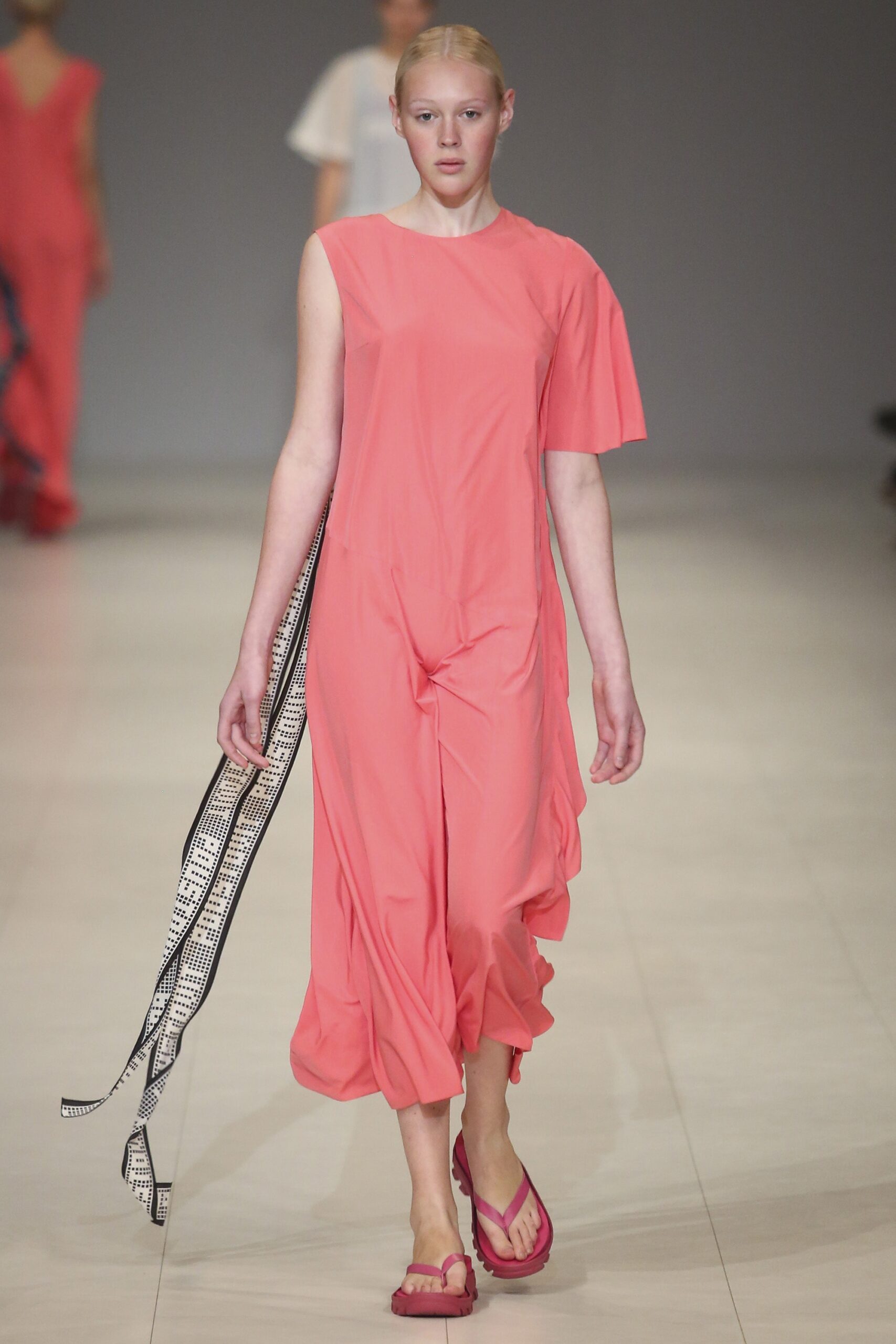 Poustovit Kiev S/S 18 Look 28
