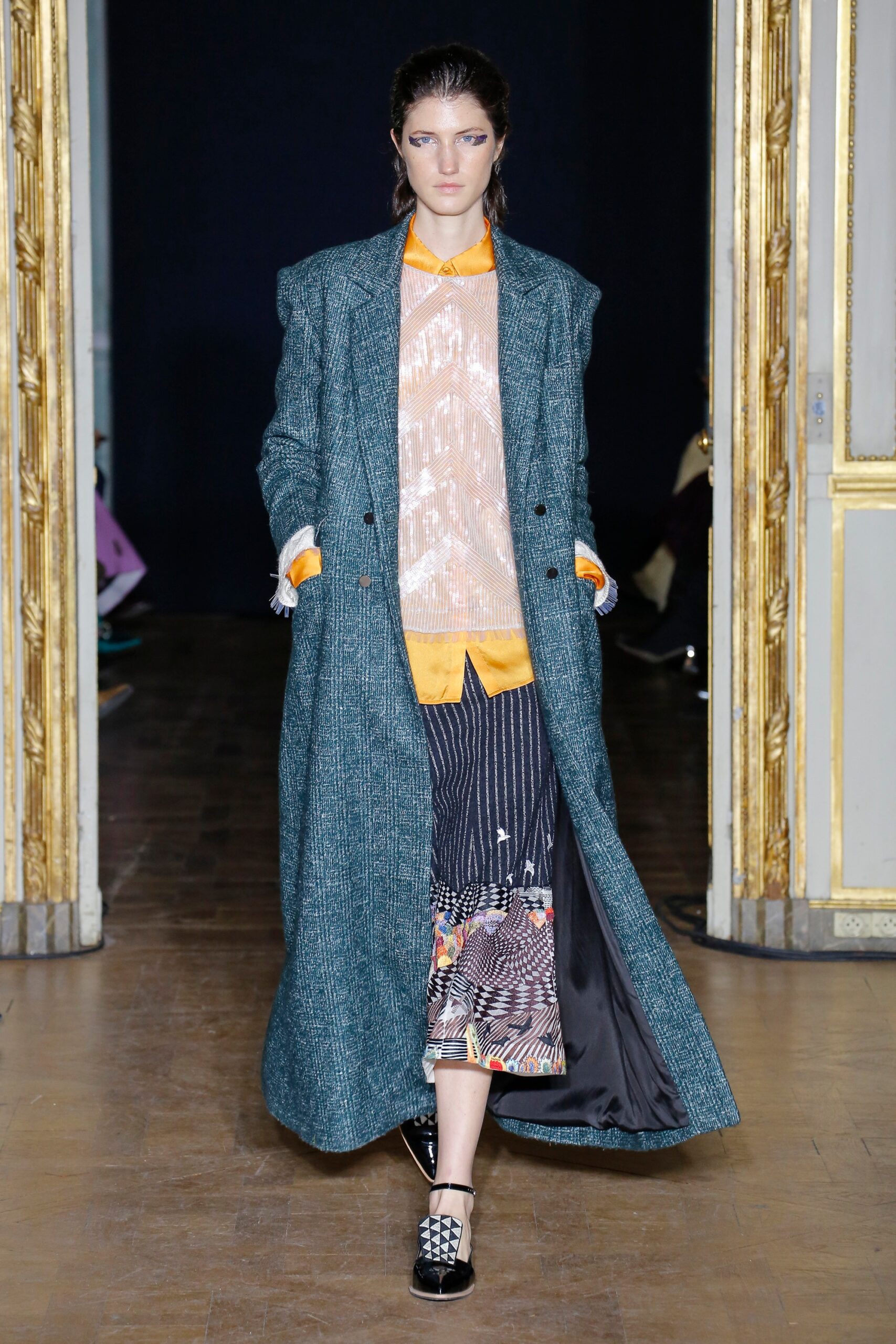 Rahul Mishra F/W 18 Look 1