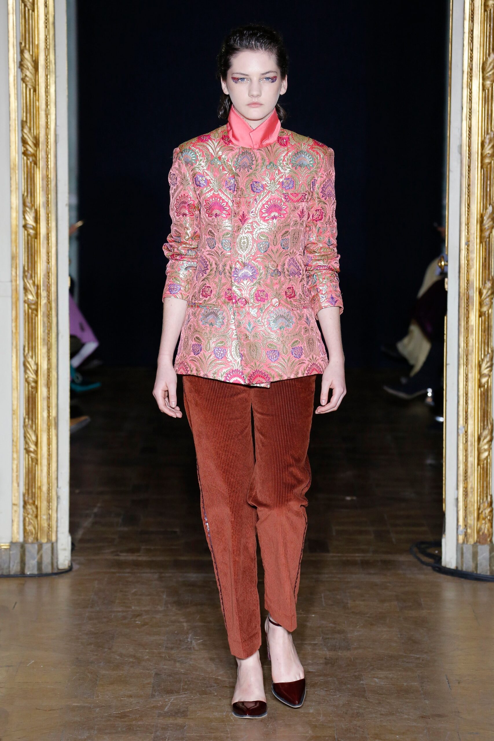 Rahul Mishra F/W 18 Look 3