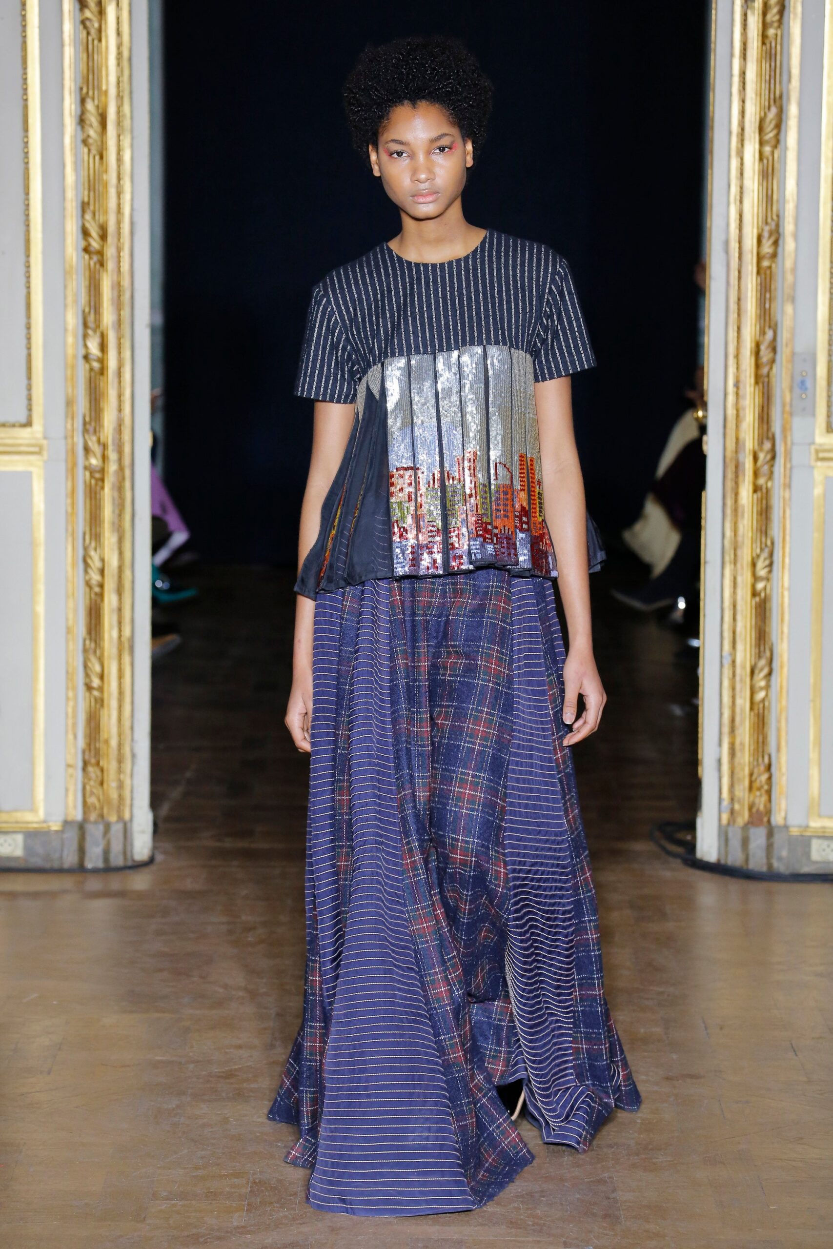 Rahul Mishra F/W 18 Look 6