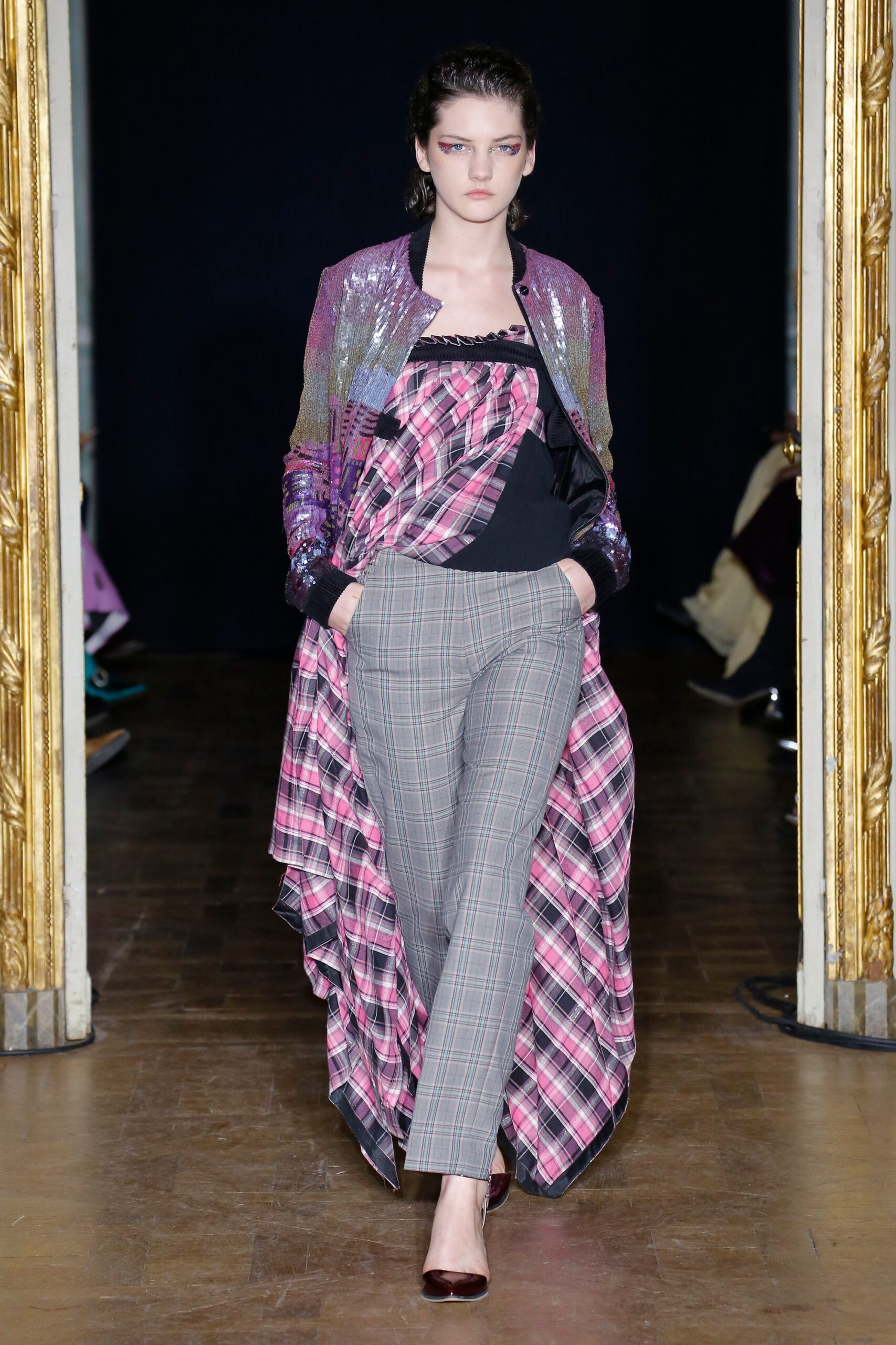 Rahul Mishra F/W 18 Look 10