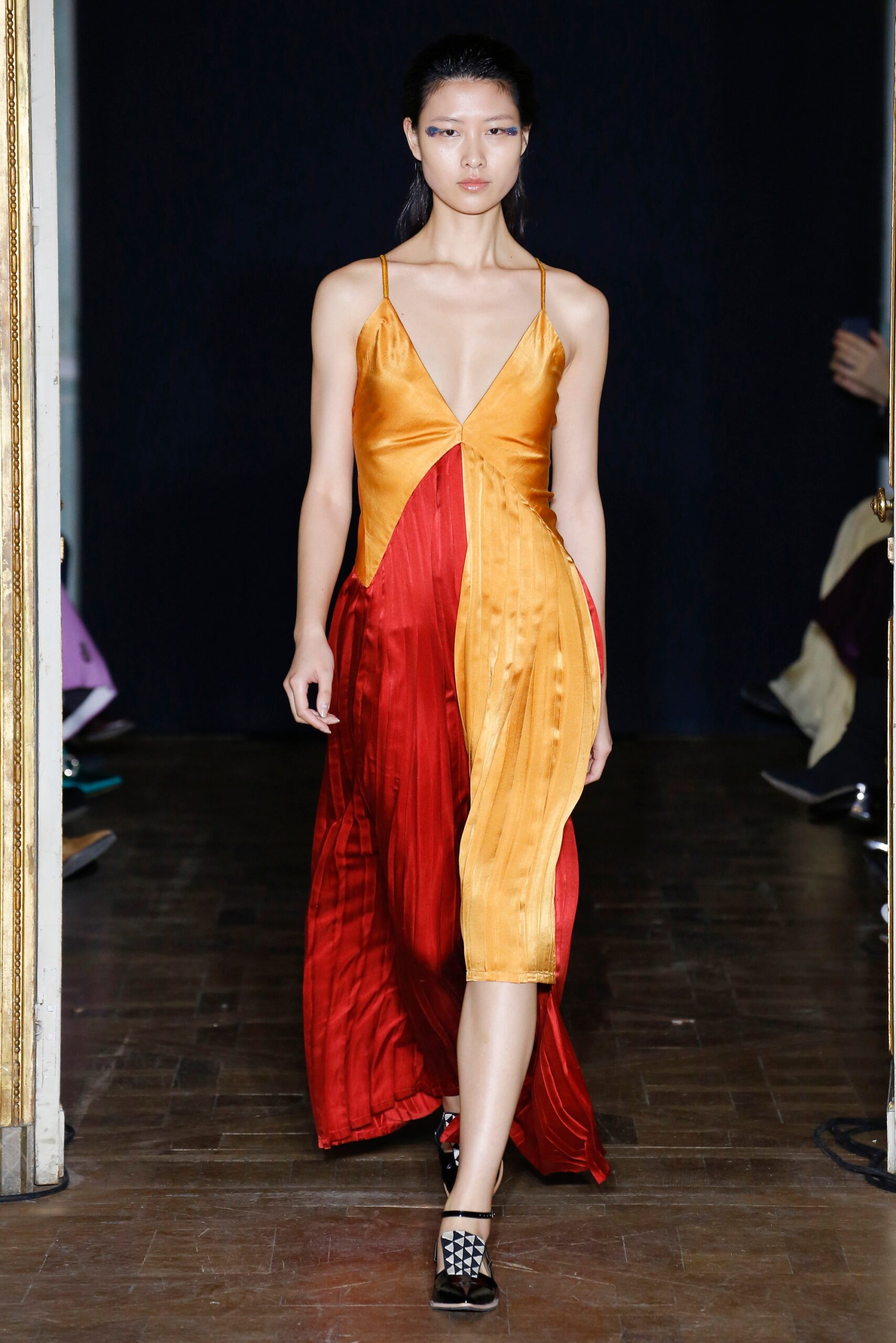 Rahul Mishra F/W 18 Look 18