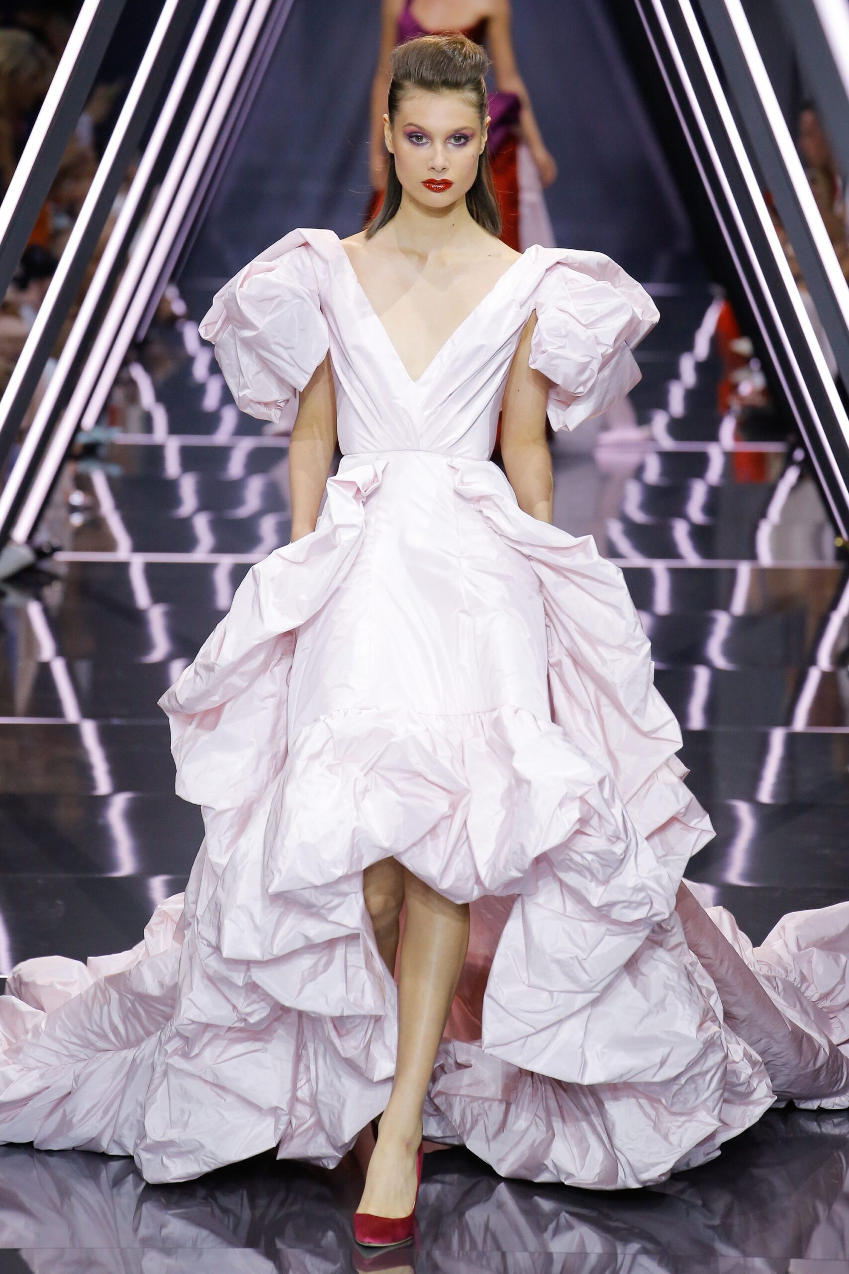 Ralph & Russo F/W 18 Couture Look 17
