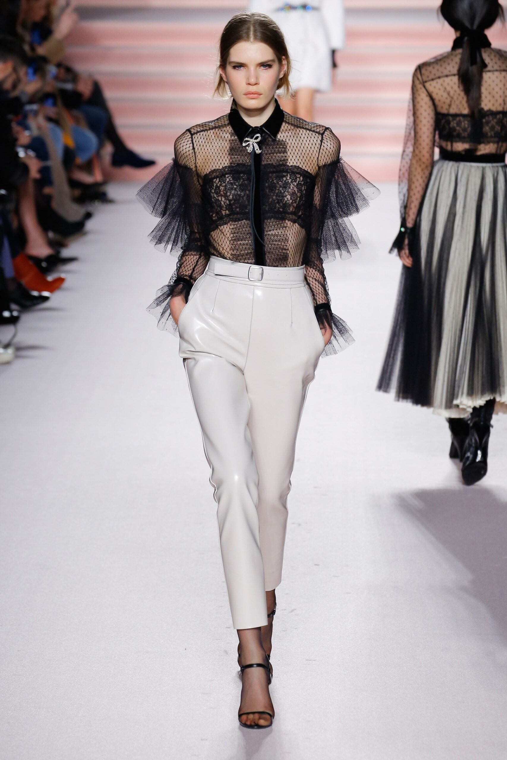 Philosophy di Lorenzo Serafini F/W 17 Look 8