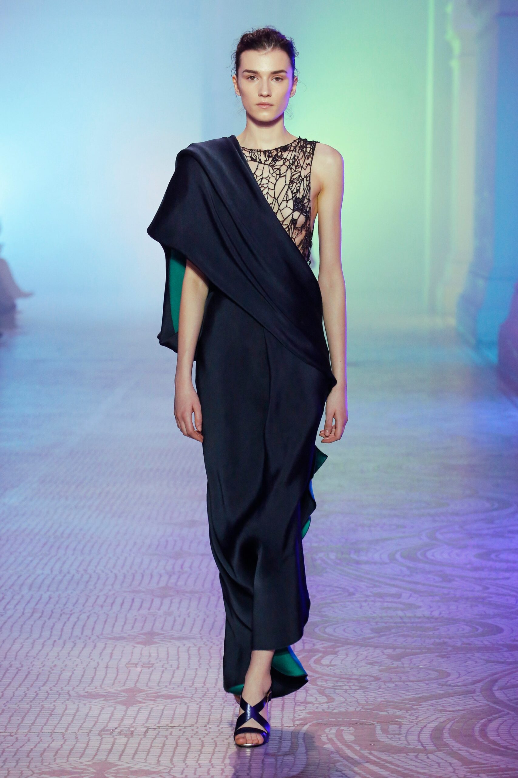 Poiret F/W 18 Look 17